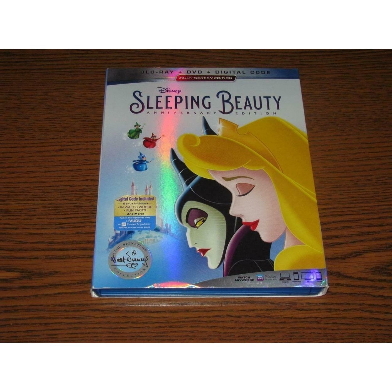 Disney Sleeping Beauty Signature Collection (Blu-ray + DVD + Digital Code) wgirw