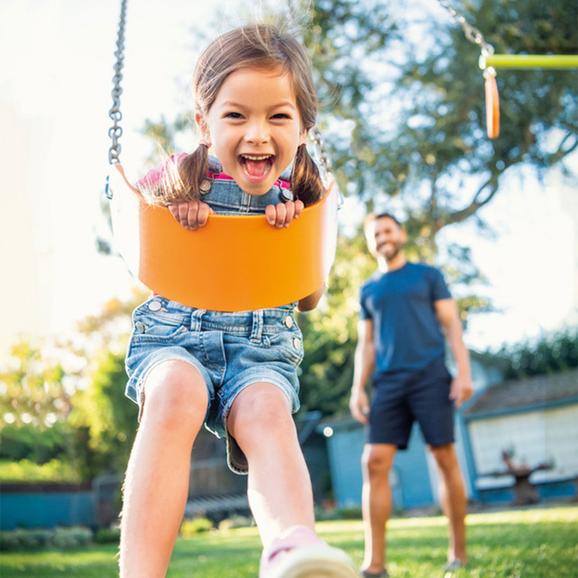 Intex Playground Swing Set with Trapeze Bar and Glider (Multicolor, 135 x 83 x 100 in) uuzt2