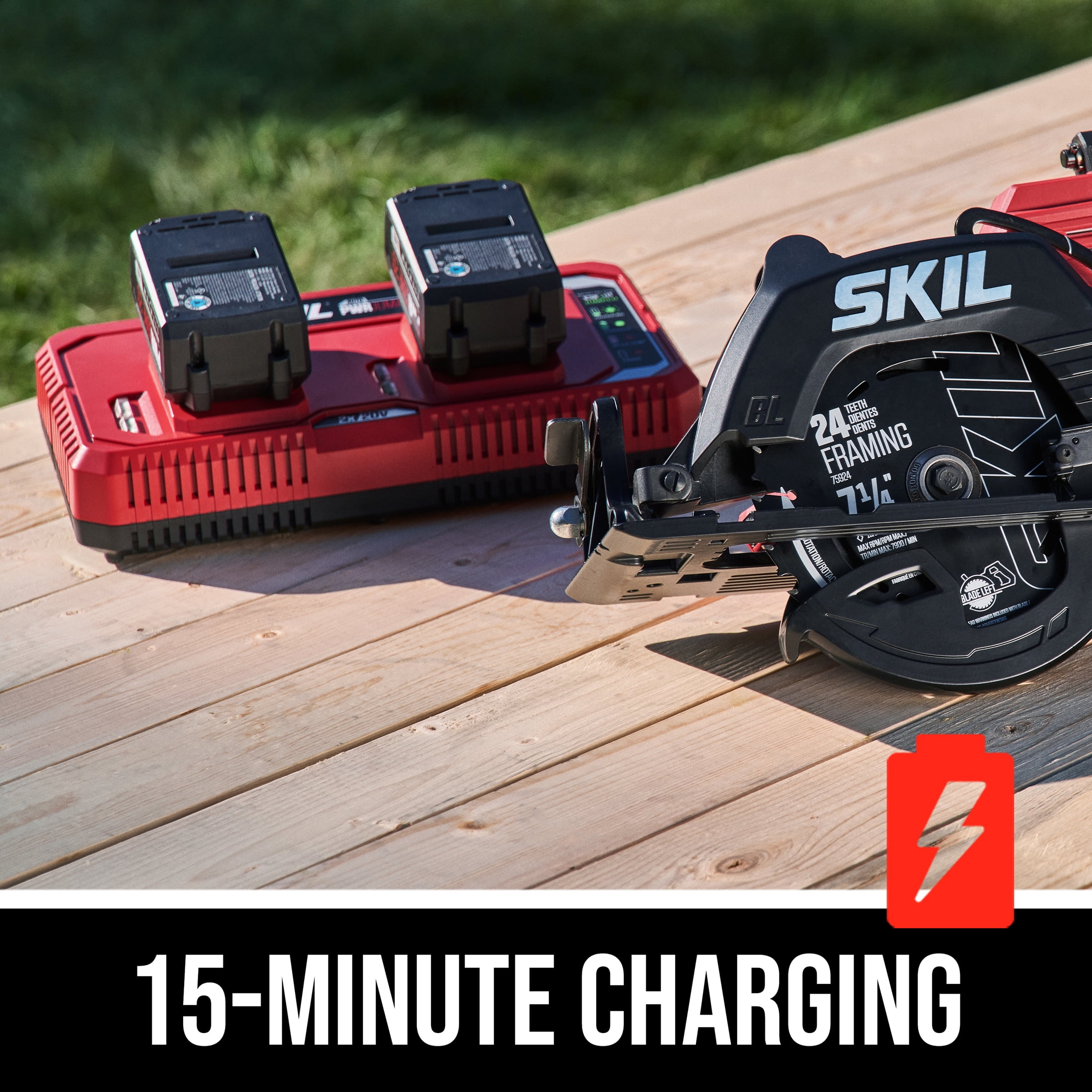 SKIL PWR CORE 40V Cordless Rear Handle Circular Saw with 7-1/4 in Blade, Dual Batteries and Charger (Red) 2ou03
