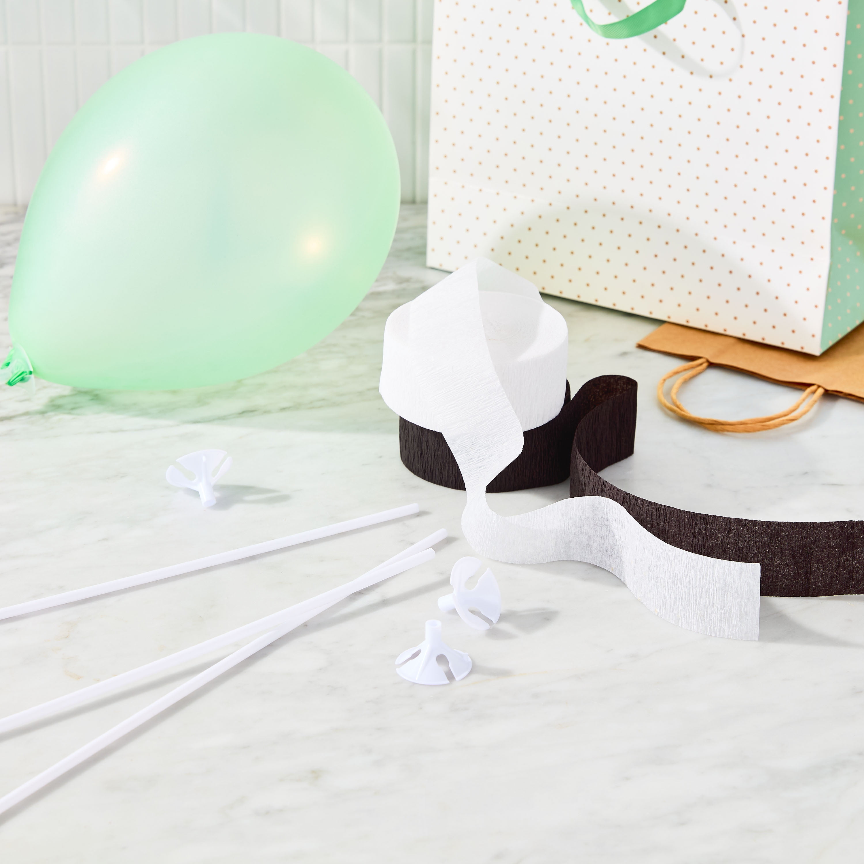 Way To Celebrate Paper Party Streamer, Decorative Crepe Paper for Events (Black, 150 ft) 3h7m7