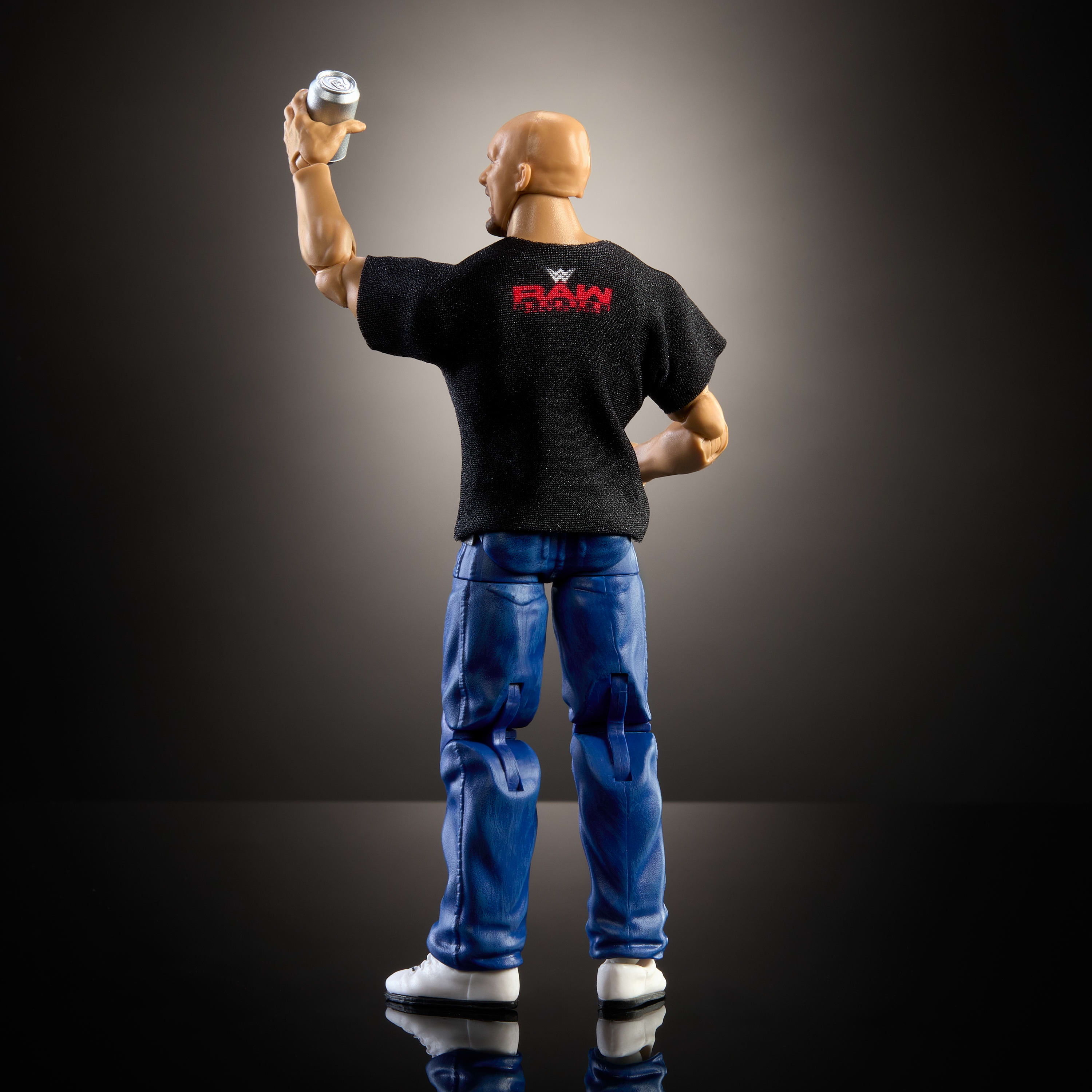 WWE Elite Top Picks Stone Cold Steve Austin Action Figure with Accessories (6 in) 0319l