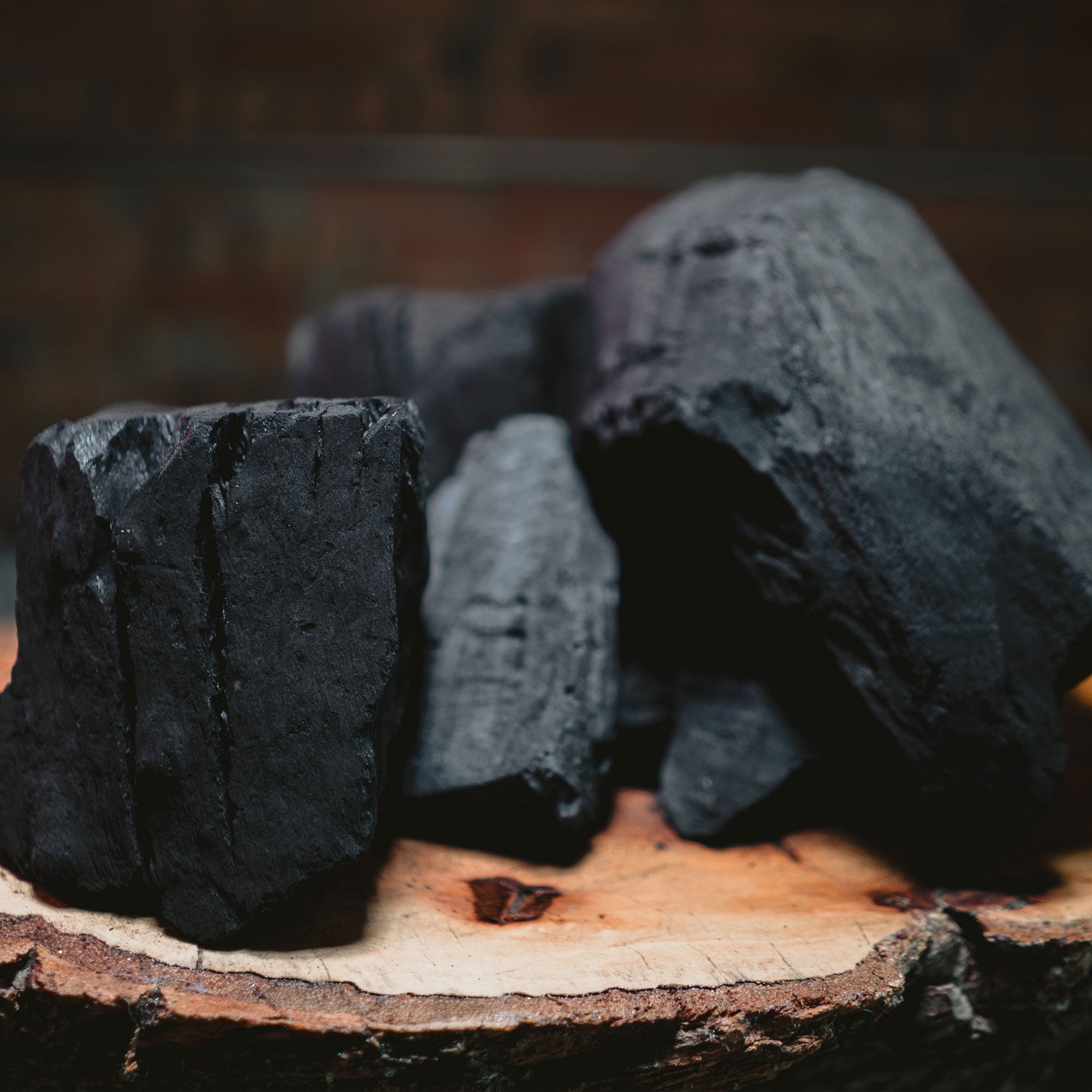 Jealous Devil Natural Hardwood Lump Charcoal for Grilling and Smoking (Black, 35 lb) v5nc6