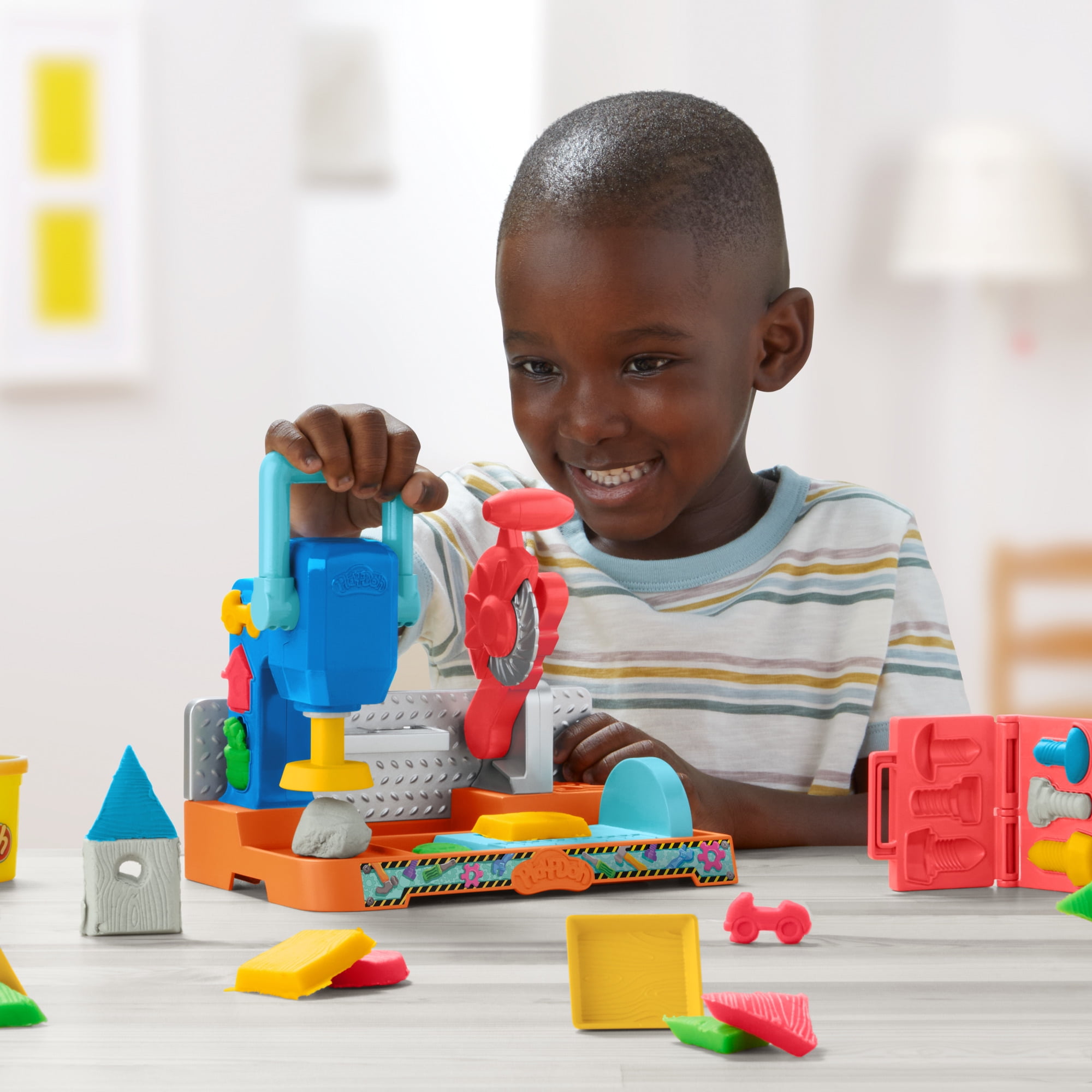Play-Doh Stamp & Saw Tool Bench Creative Construction Playset (Multi-Color, 10 oz) 3811b