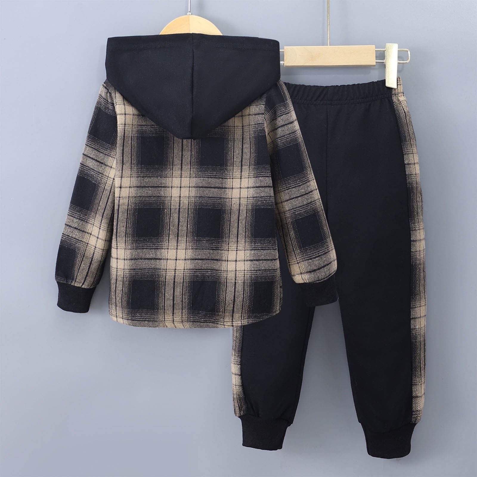 Staki Boys 2-Piece Sweatsuit Set Long Sleeve Hoodie and Camouflage Pants (Brown, 3 Years) 3t2oc