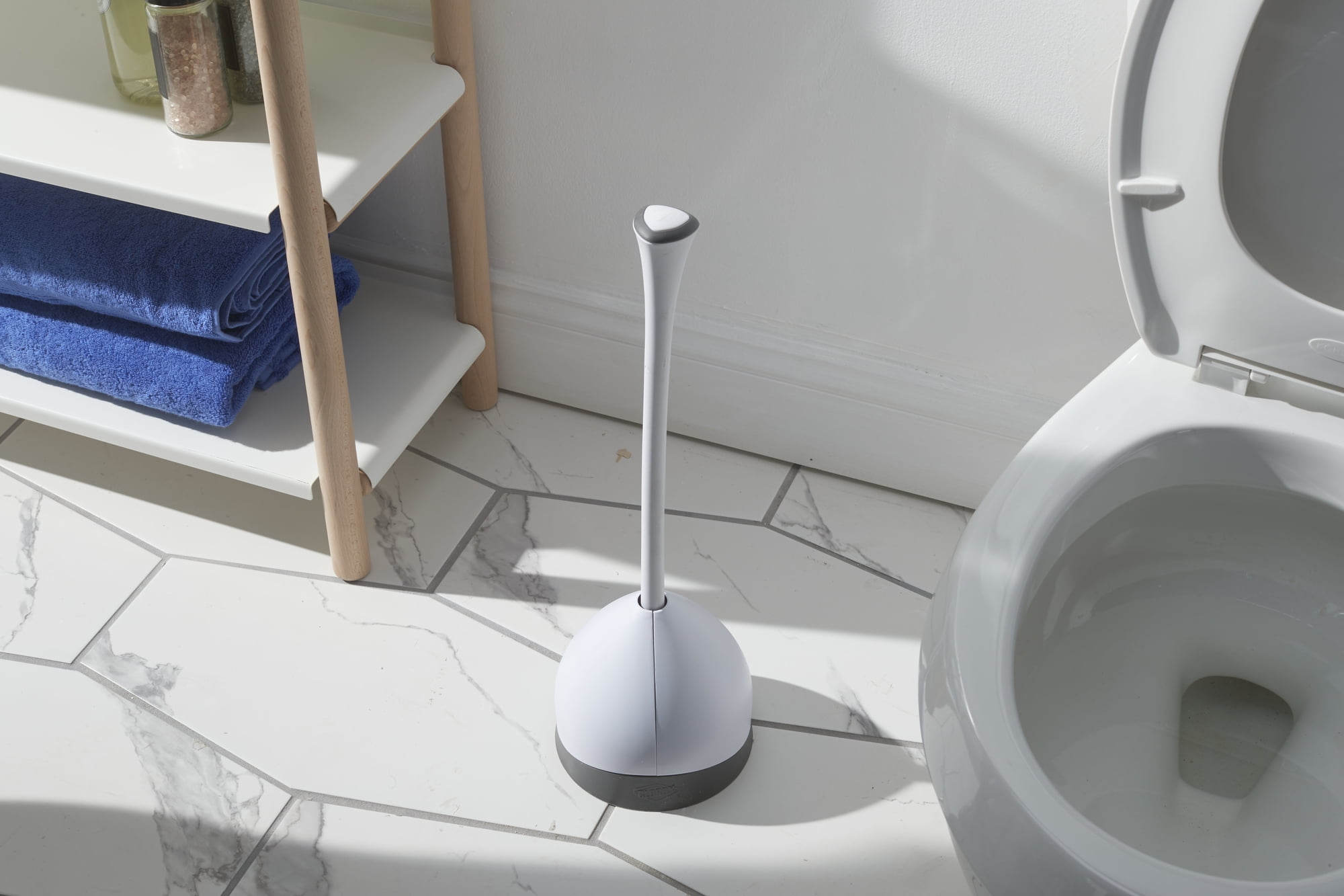 Clorox Hideaway Toilet Plunger with Caddy (White, 19.5 in) 2dmgj