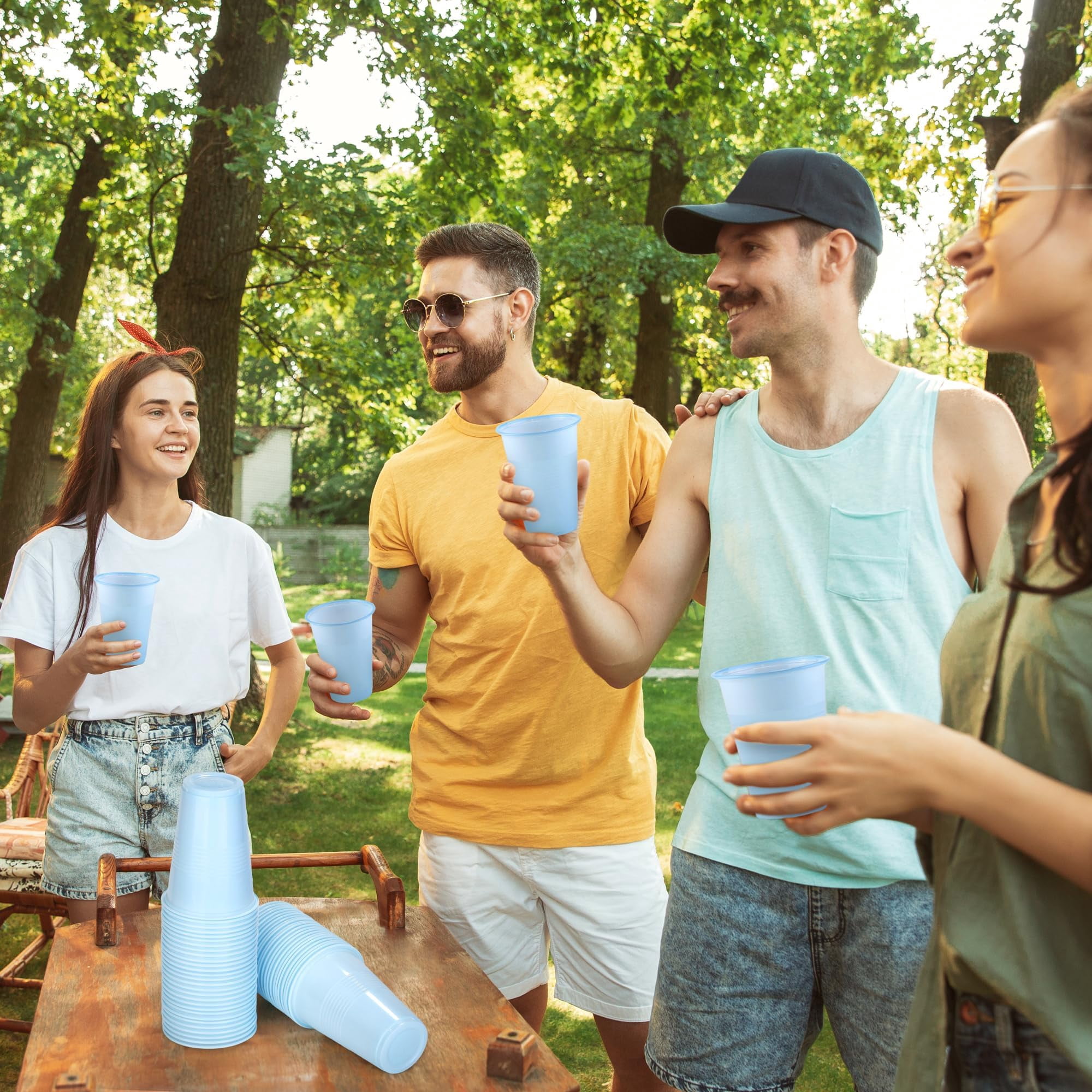 TURSTIN Disposable Plastic Party Cups, Sturdy Drinkware for Weddings and Birthdays (Light Blue, 50 Pack, 16 oz) ygphx