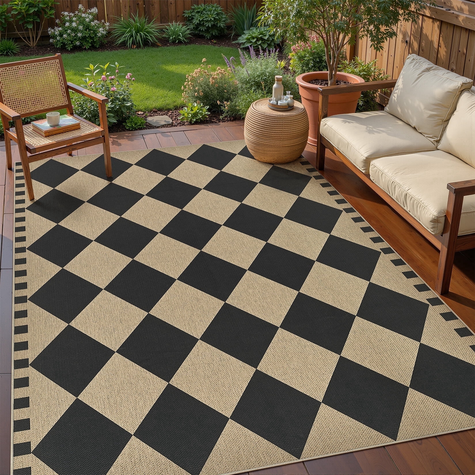 UERMEI Checkered Geometric Area Rug, Non-Slip Washable Farmhouse Carpet for Living Room and Dining Room (Black, 5 ft x 7 ft) l34aq