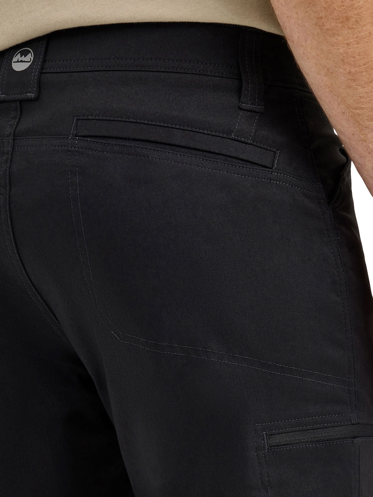 Wrangler Men's Outdoor All Terrain Cargo Pants with UPF 50+ Protection (Black) s3w2y