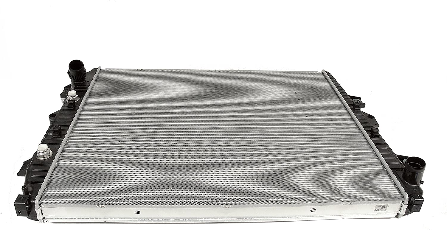 GM Genuine Parts Radiator Assembly (21851) 6n7c3