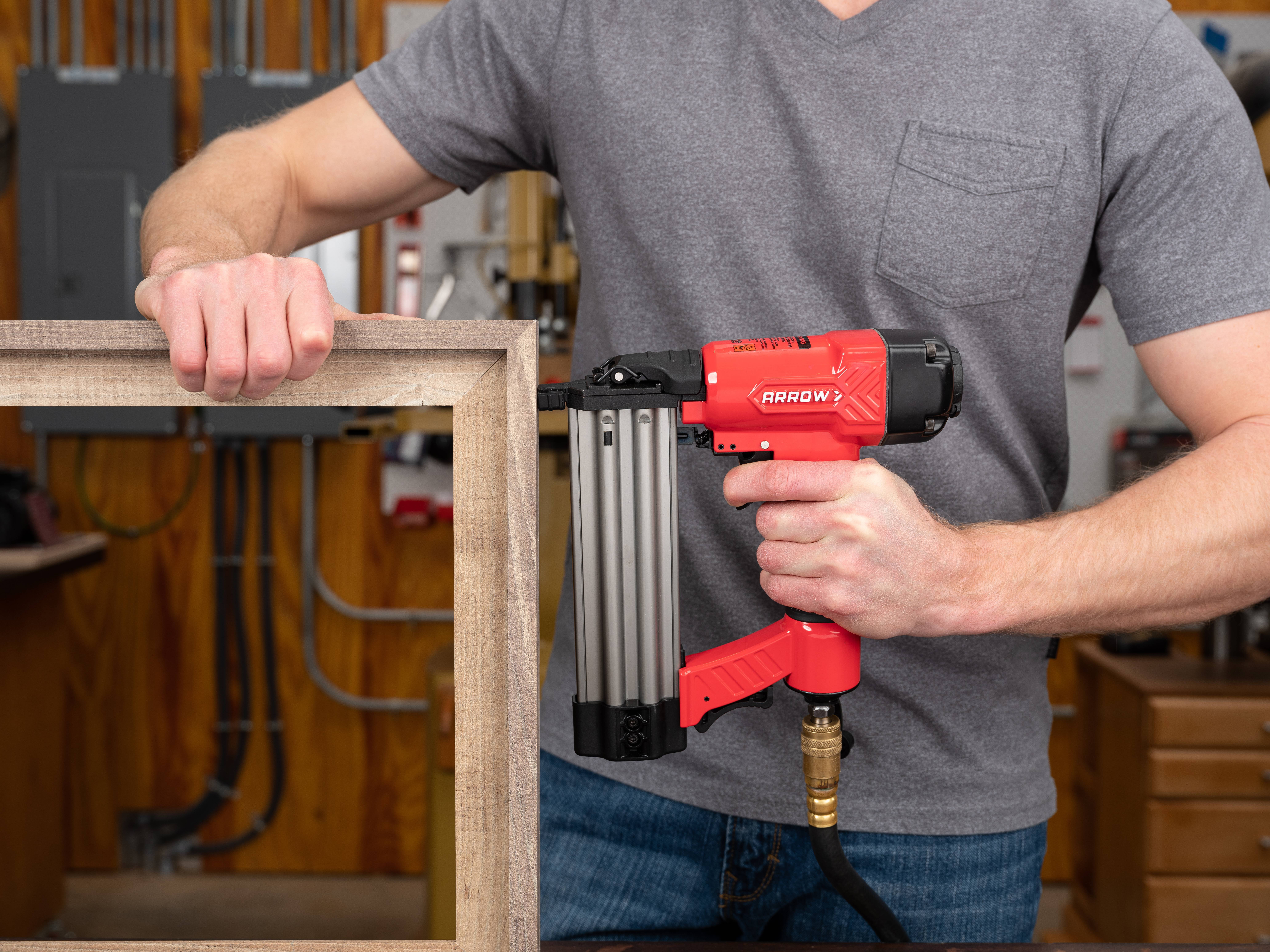 Arrow PT18G 18 Gauge Pneumatic Brad Nail Gun (Oil-Free, Professional Grade) js16y