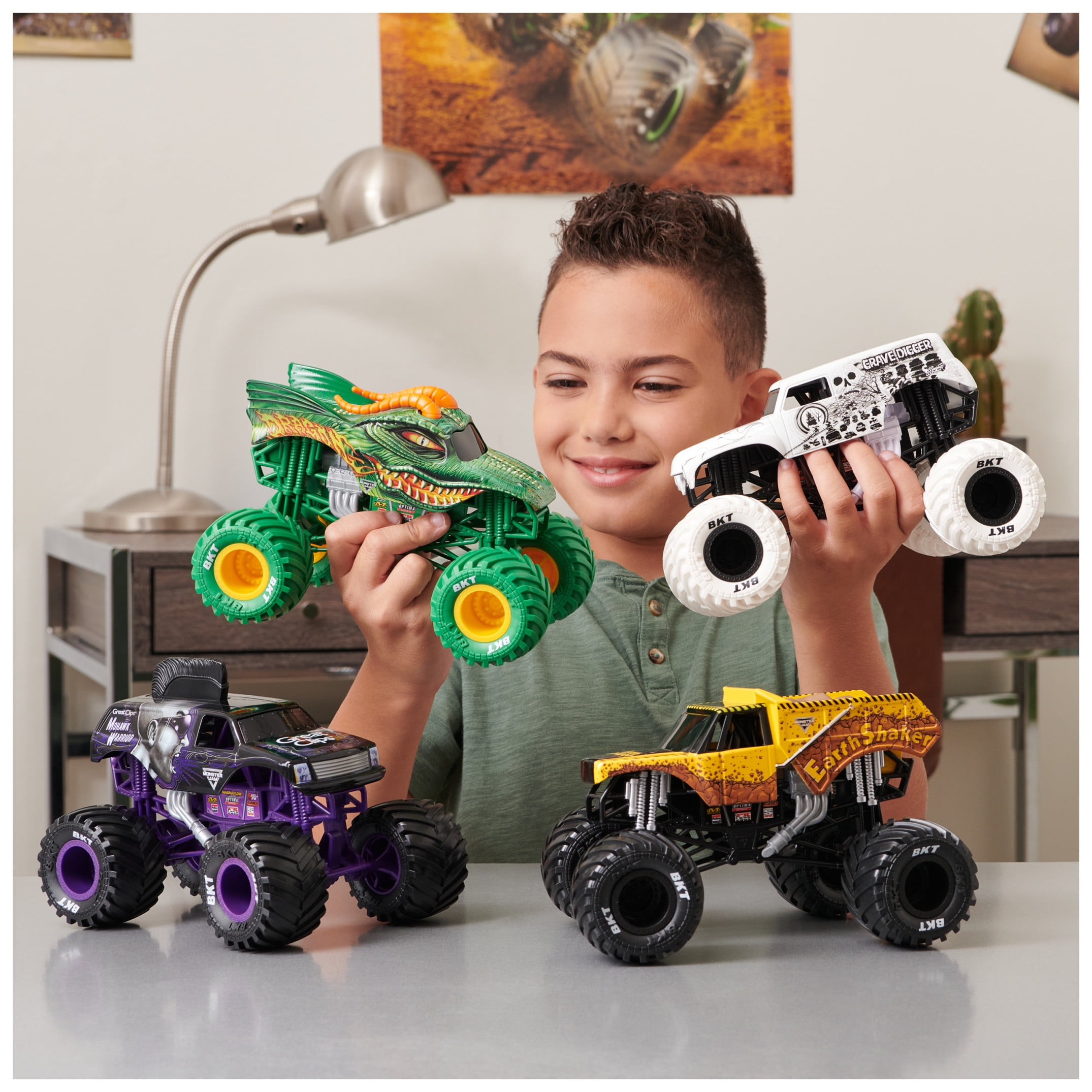 Monster Jam Megalodon Collectible Monster Truck (Blue, 1:24 Scale) arux0