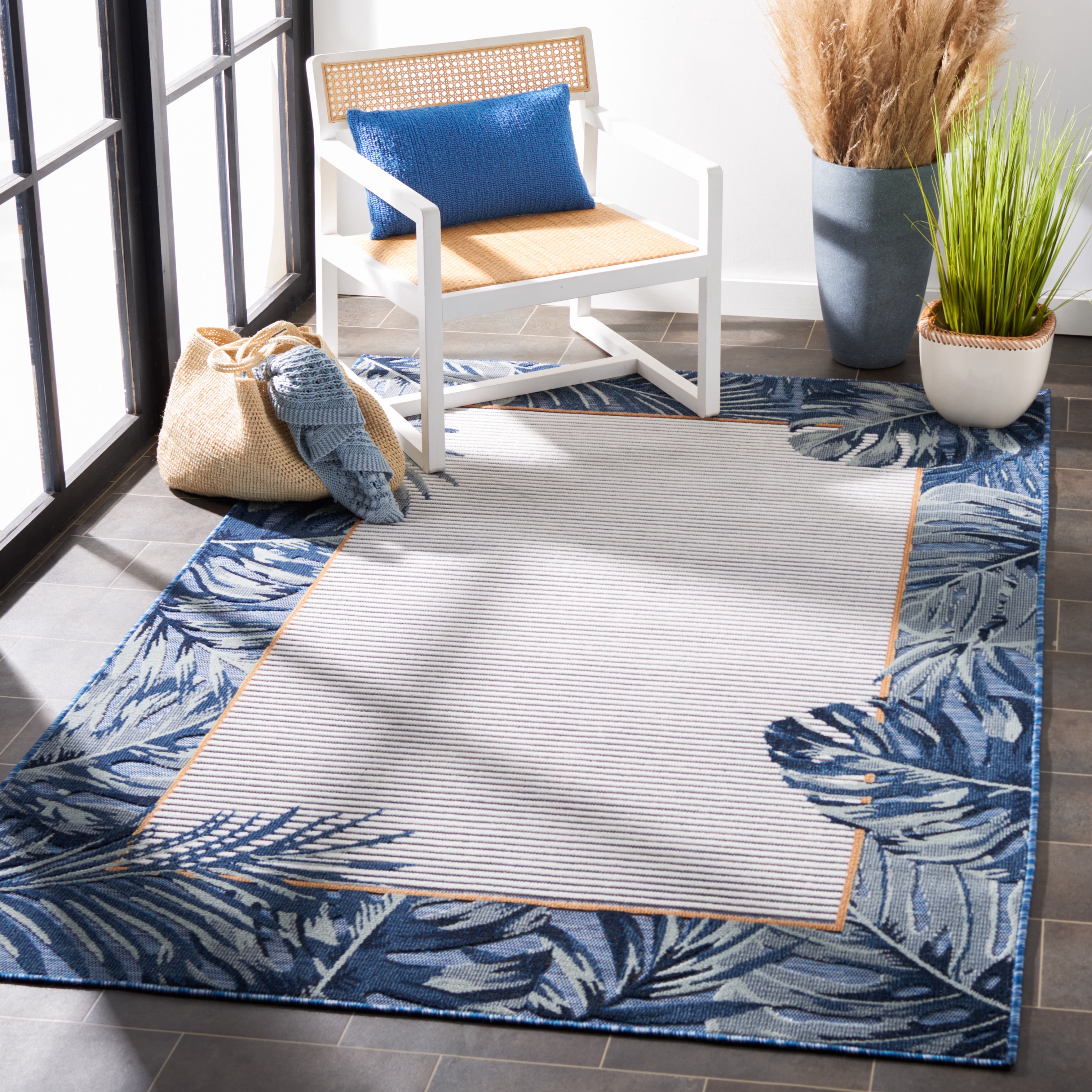 Safavieh Cabana Elvina Indoor/Outdoor Area Rug (Ivory/Navy, 5 ft x 8 ft) uwns3