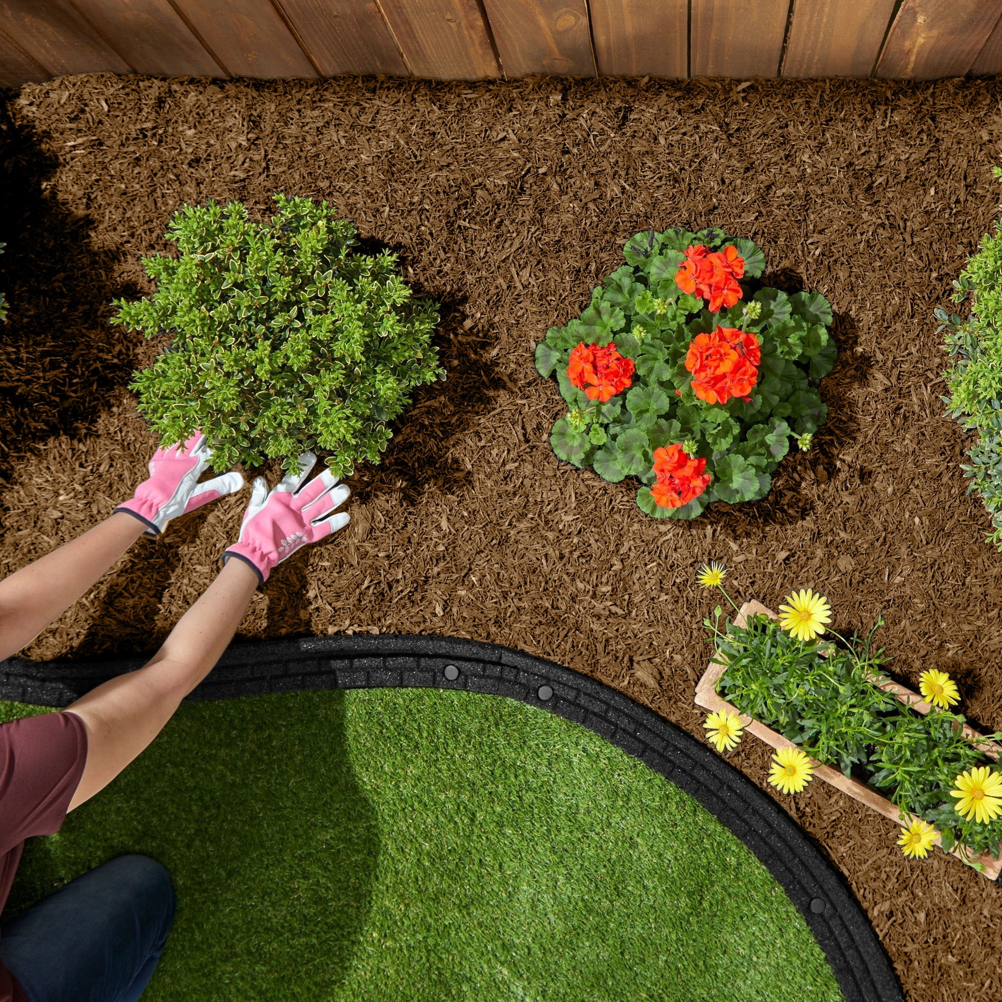 GroundSmart Cypress Shredded Rubber Mulch (Beige, 75 cu ft) sr8mp