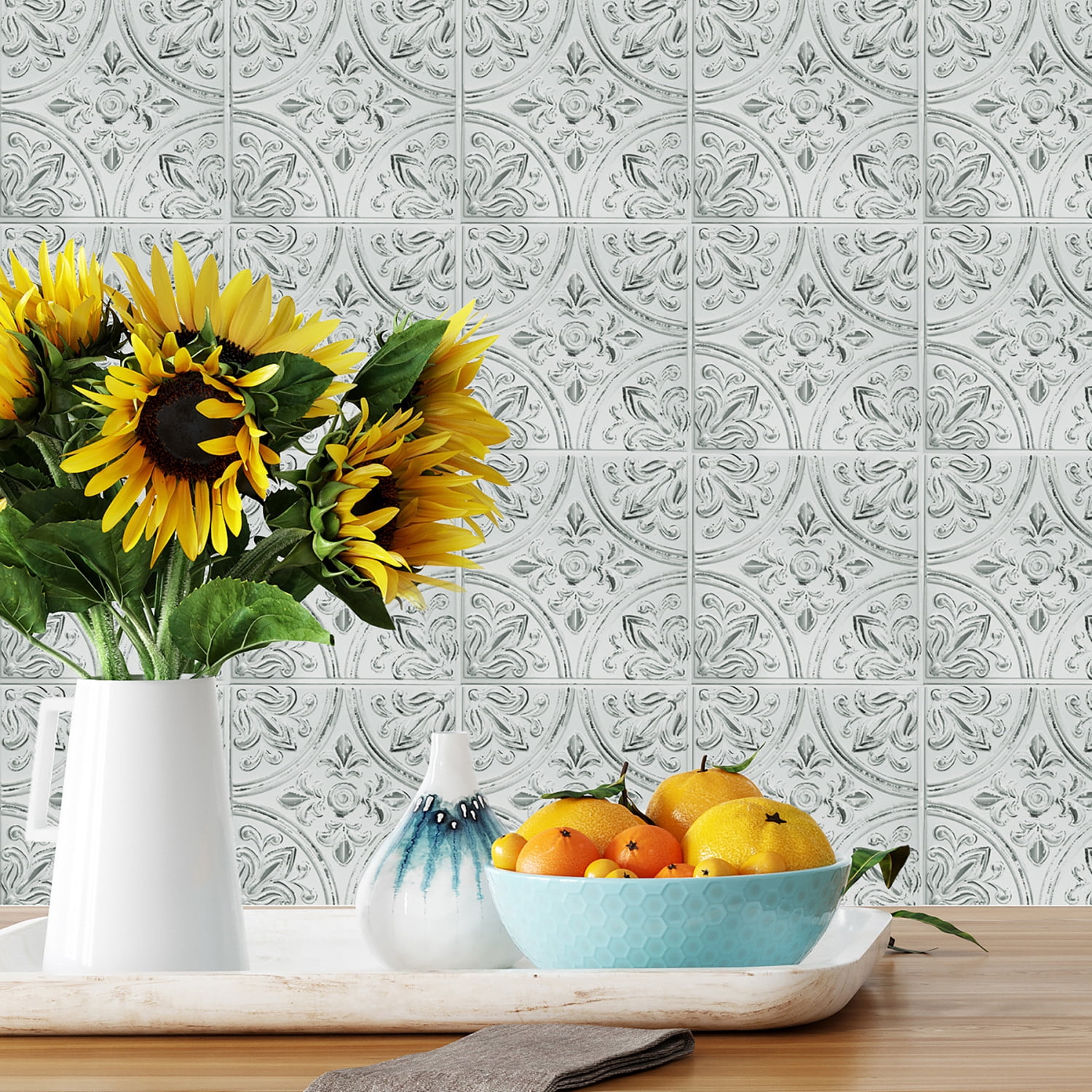 RoomMates Tin Peel & Stick Backsplash Tiles (White, 4 Pack, 10.5 in x 10.5 in) thvgw