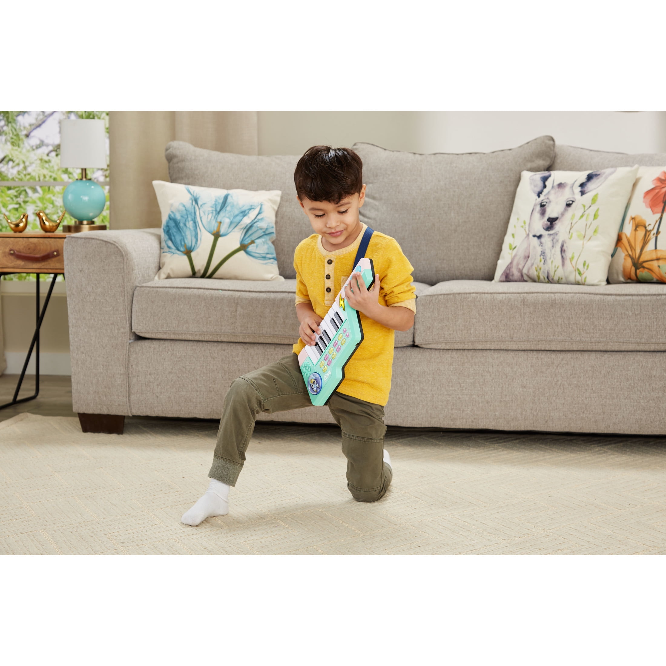 Bluey VTech Musical Keytar Toy with Strap and Sound Effects (13 in) zc05q