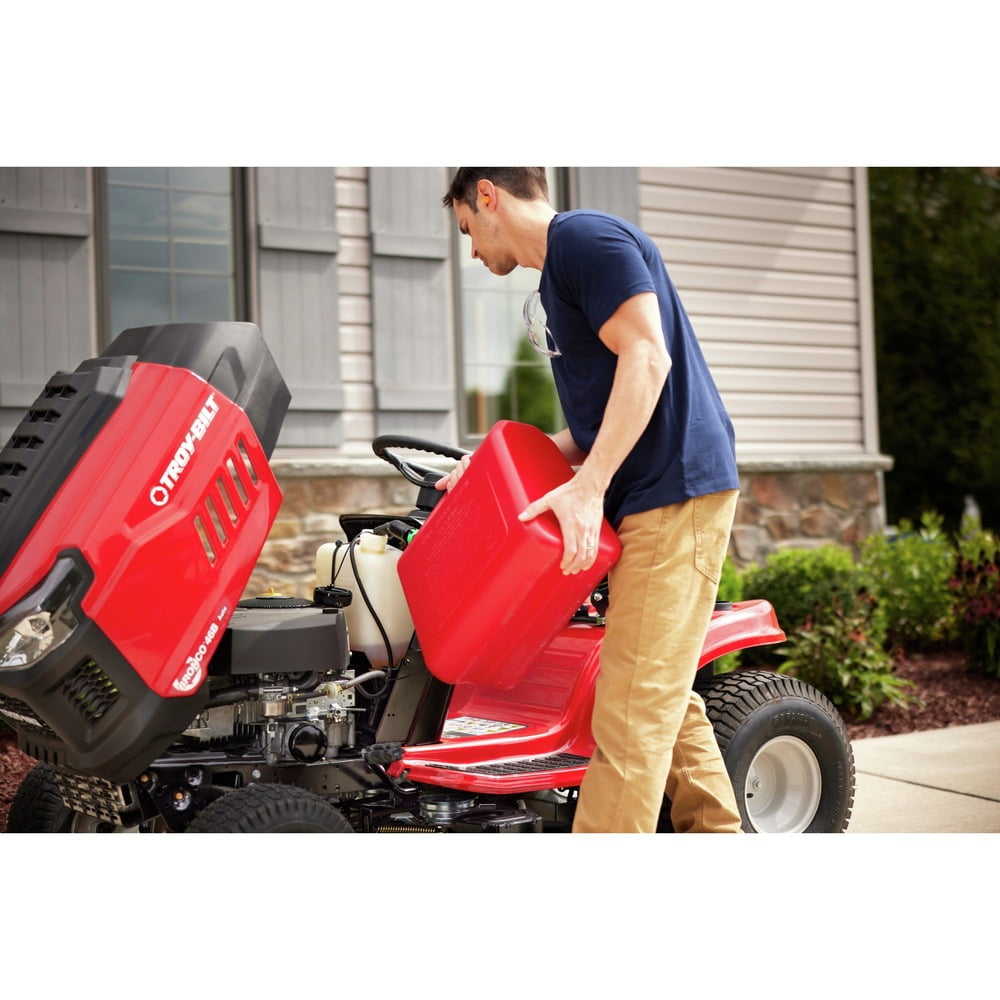 Troy-Bilt Bronco 46-inch Gas Riding Lawn Mower with 547cc Engine (46 in) 9wuns