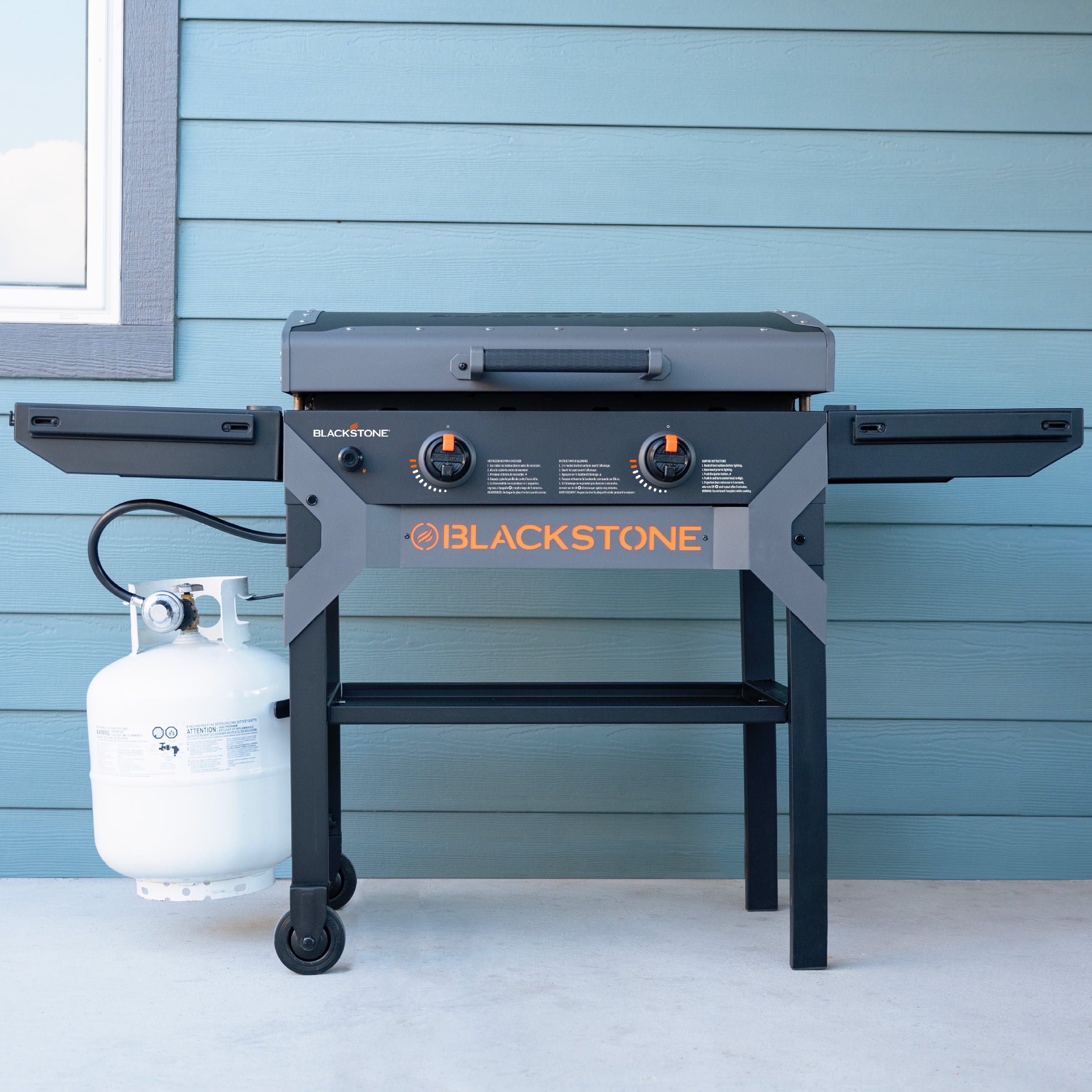 Blackstone 28 in Propane Griddle Grill 2311, Portable Outdoor Flat Top with X-Braced Hood (Black, 28 in) 8rvxt