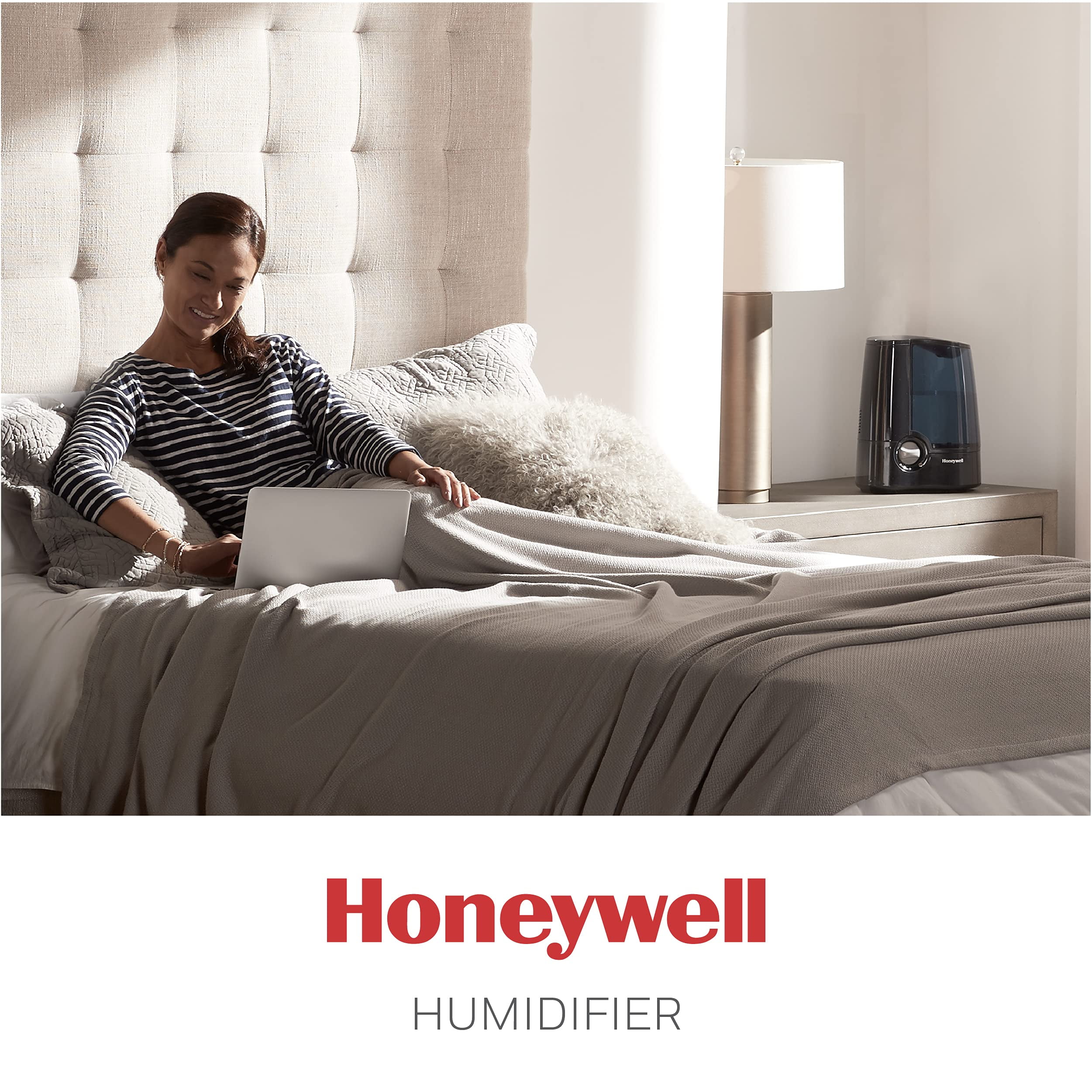 Honeywell Warm Mist Humidifier HWM705B (Filter Free, Quiet Operation, Black, 1 gal) 19mmj