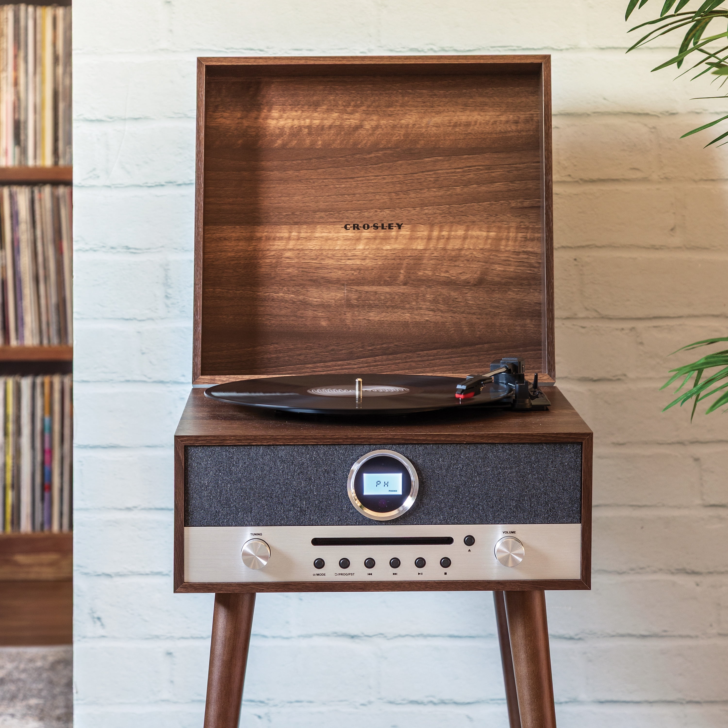 Crosley Nash 7-in-1 Record Player with Bluetooth (Wood, 17.5 in x 13.5 in x 9.5 in) 70vlu