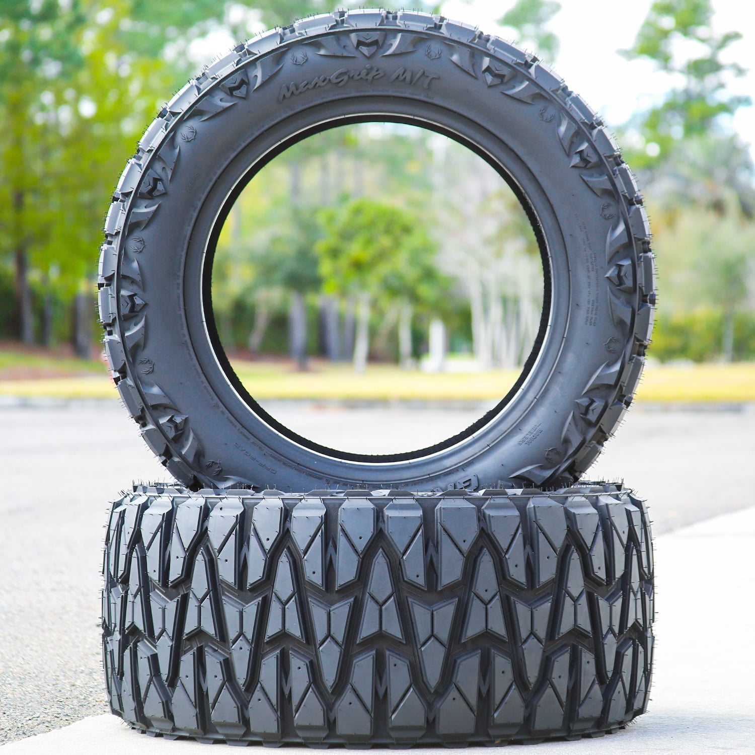 Gripmax MaxGrip M/T Mud Terrain Light Truck Tire (35x11.50R20, 10 Ply) hk314