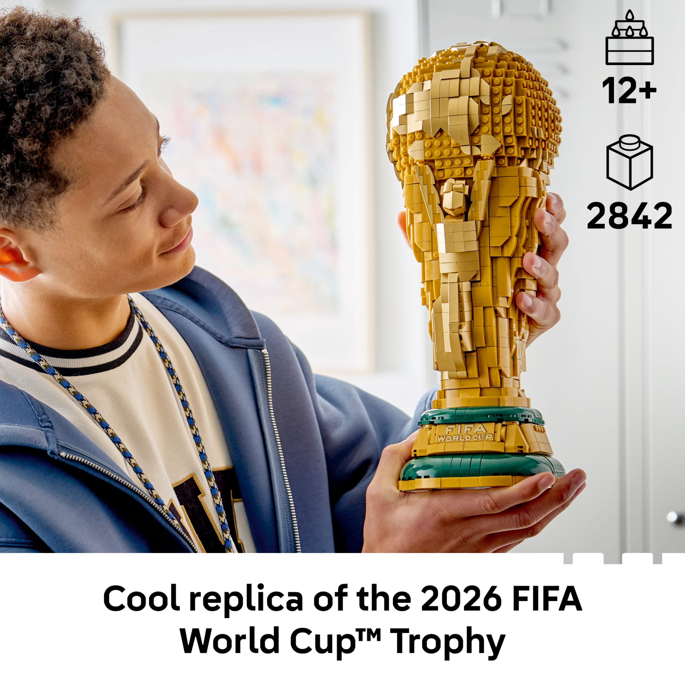 LEGO FIFA World Cup Official Trophy Building Set (Collectible Display Model, 2842 Pieces, 14.5 in) oo5ll