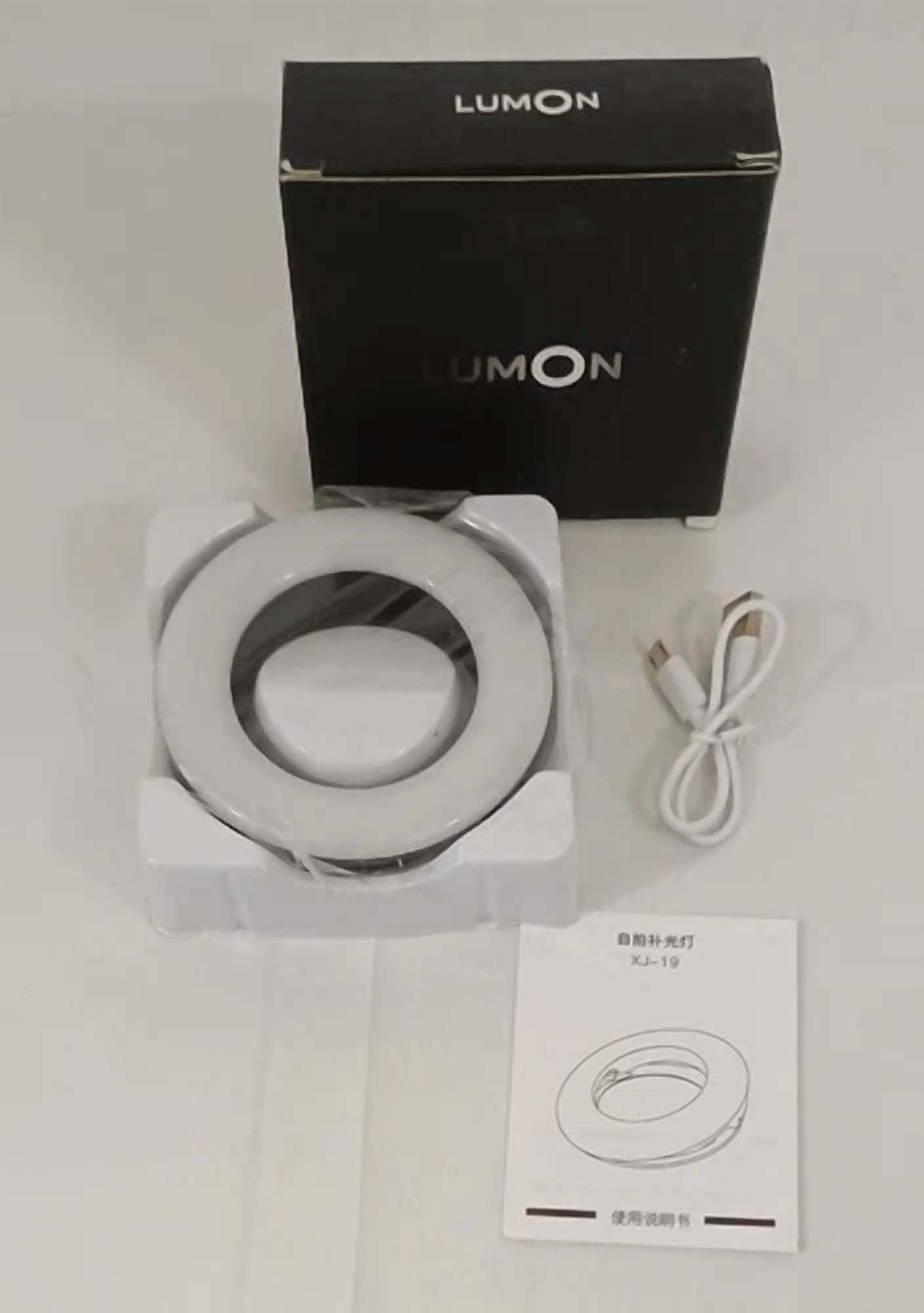 Rhea Xj-19 Selfie Ring Light, Rechargeable 40 LED Clip-on Phone Light (Black, 1 Pack) mt9lq