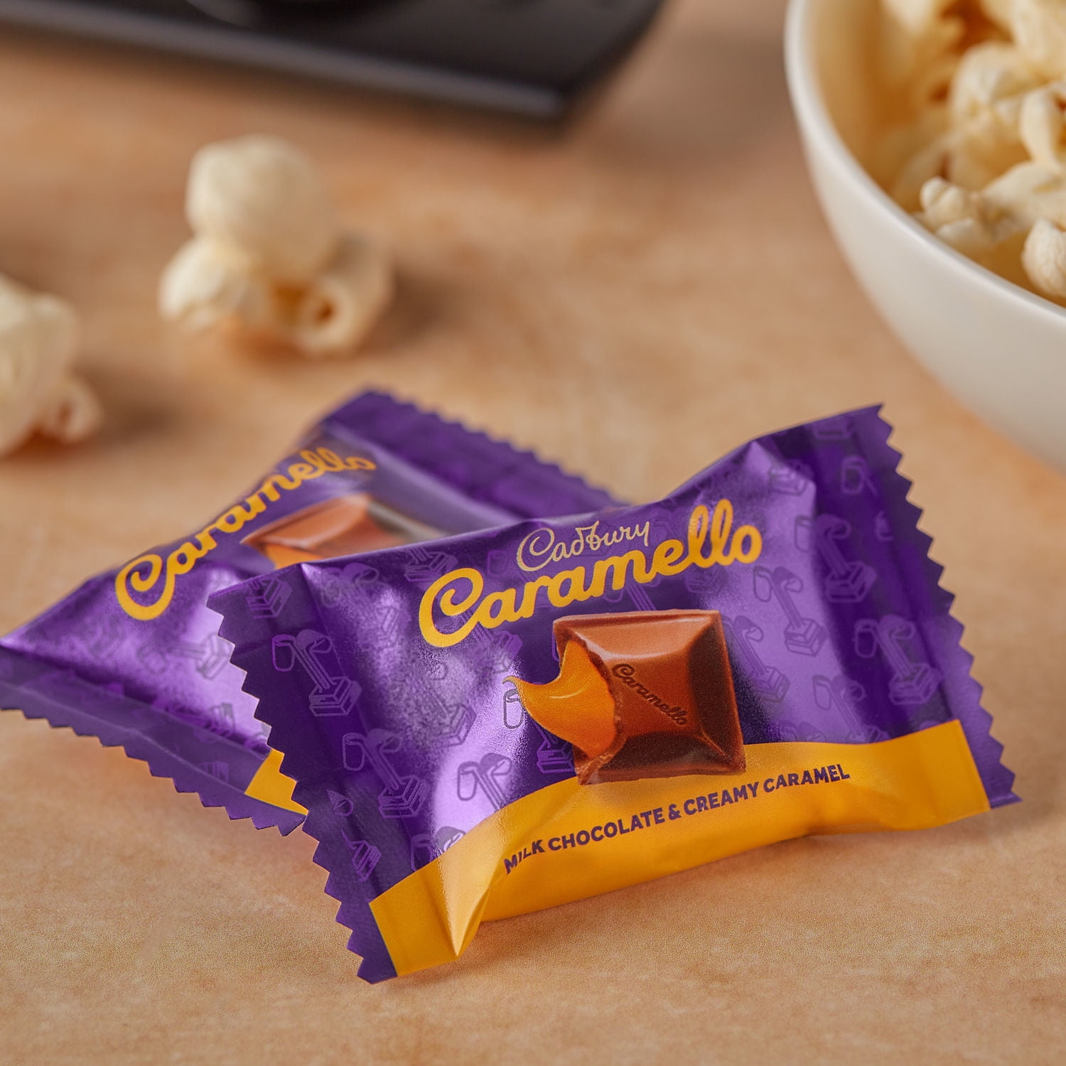 Cadbury Caramello Miniatures Milk Chocolate Caramel Candy Bars (8 oz) kt1gf