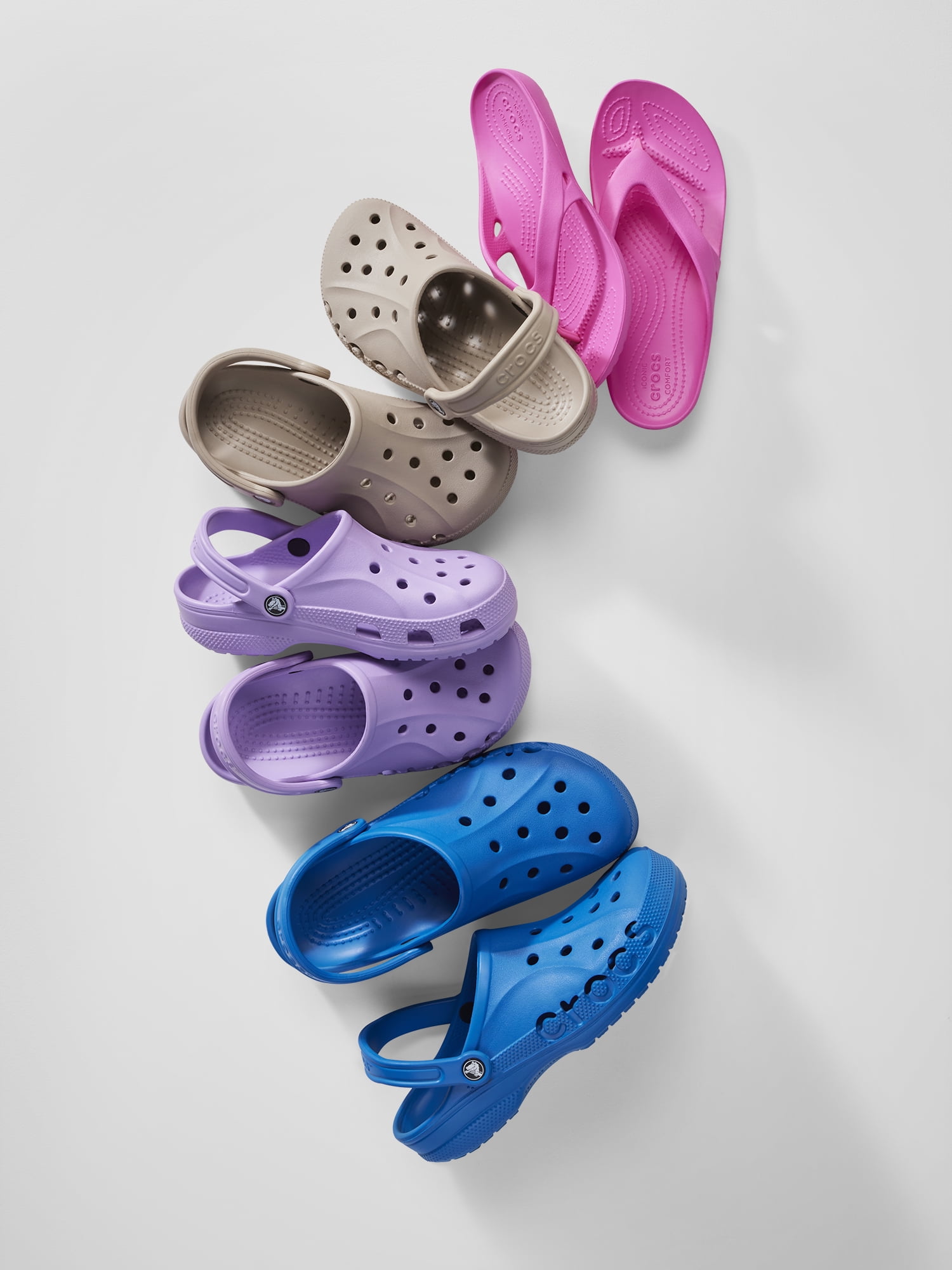 Crocs Unisex Baya Clog Lightweight Slip-on Sandals (Grey, 9 US Men / 11 US Women) sk1zt