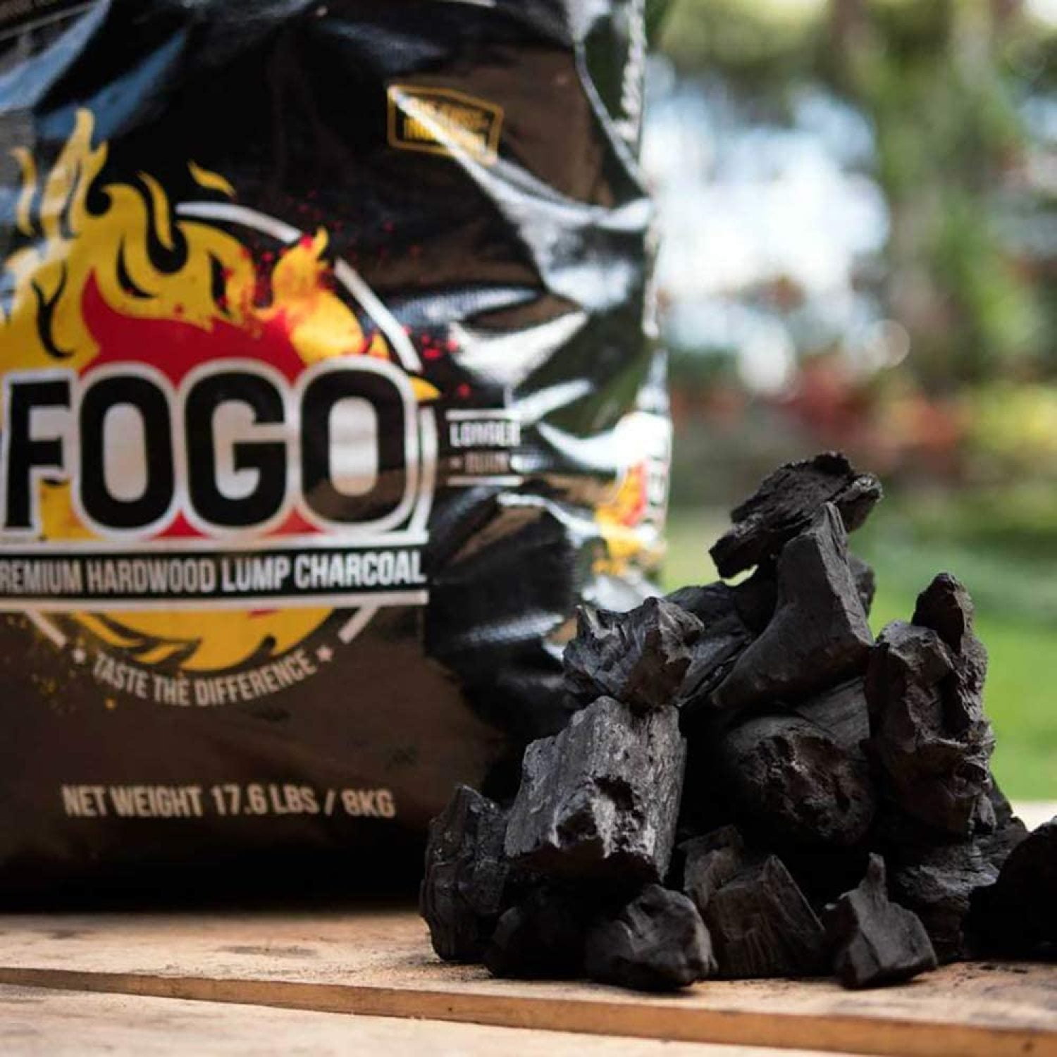 FOGO Premium Oak Restaurant Grade All-Natural Hardwood Lump Charcoal for Grilling and Smoking (17.6 lb) ws8sp
