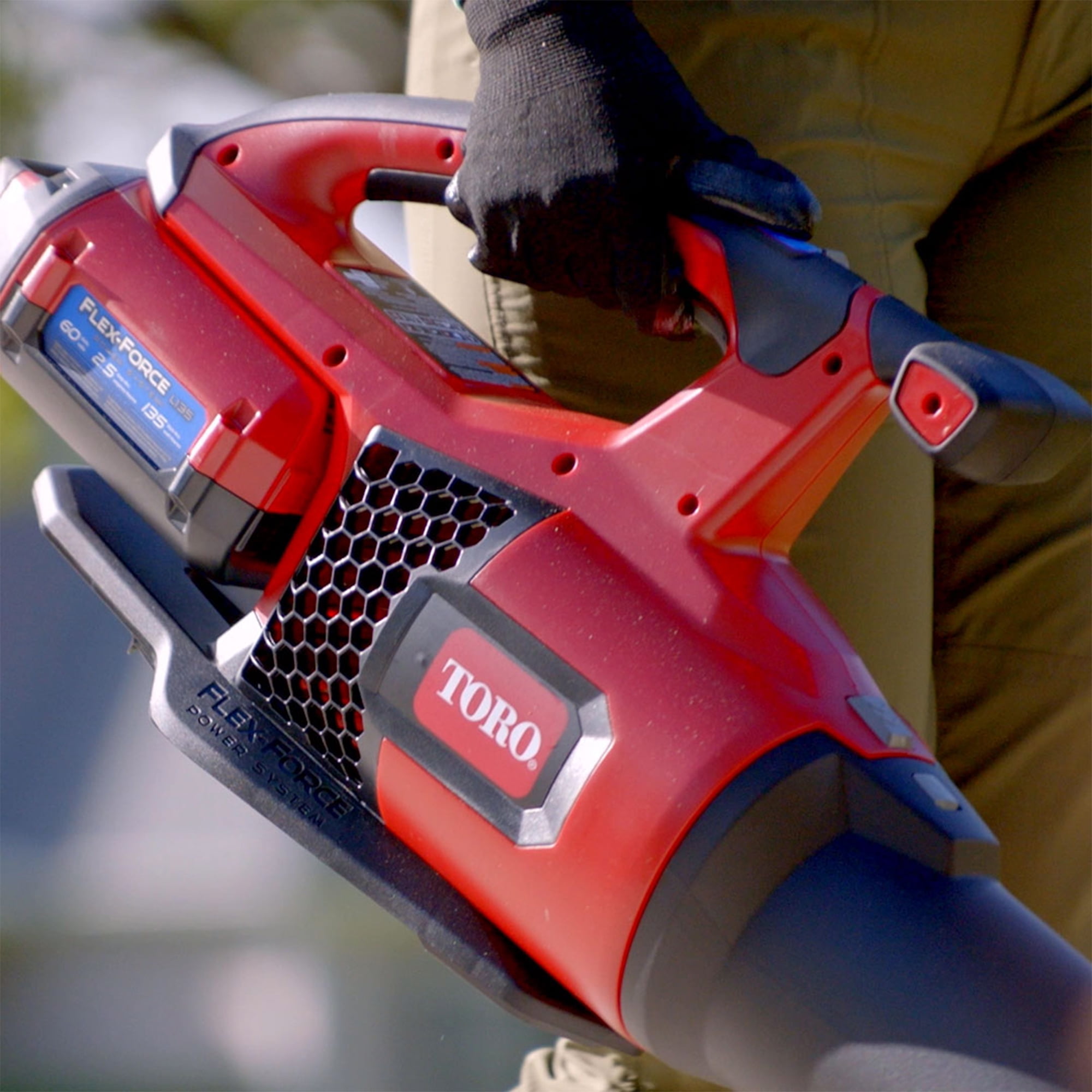 Toro 60 Volt Electric Brushless Cordless Handheld Leaf Blower (Tool Only, 11.75 x 6 x 34.5 in) 6y5o2