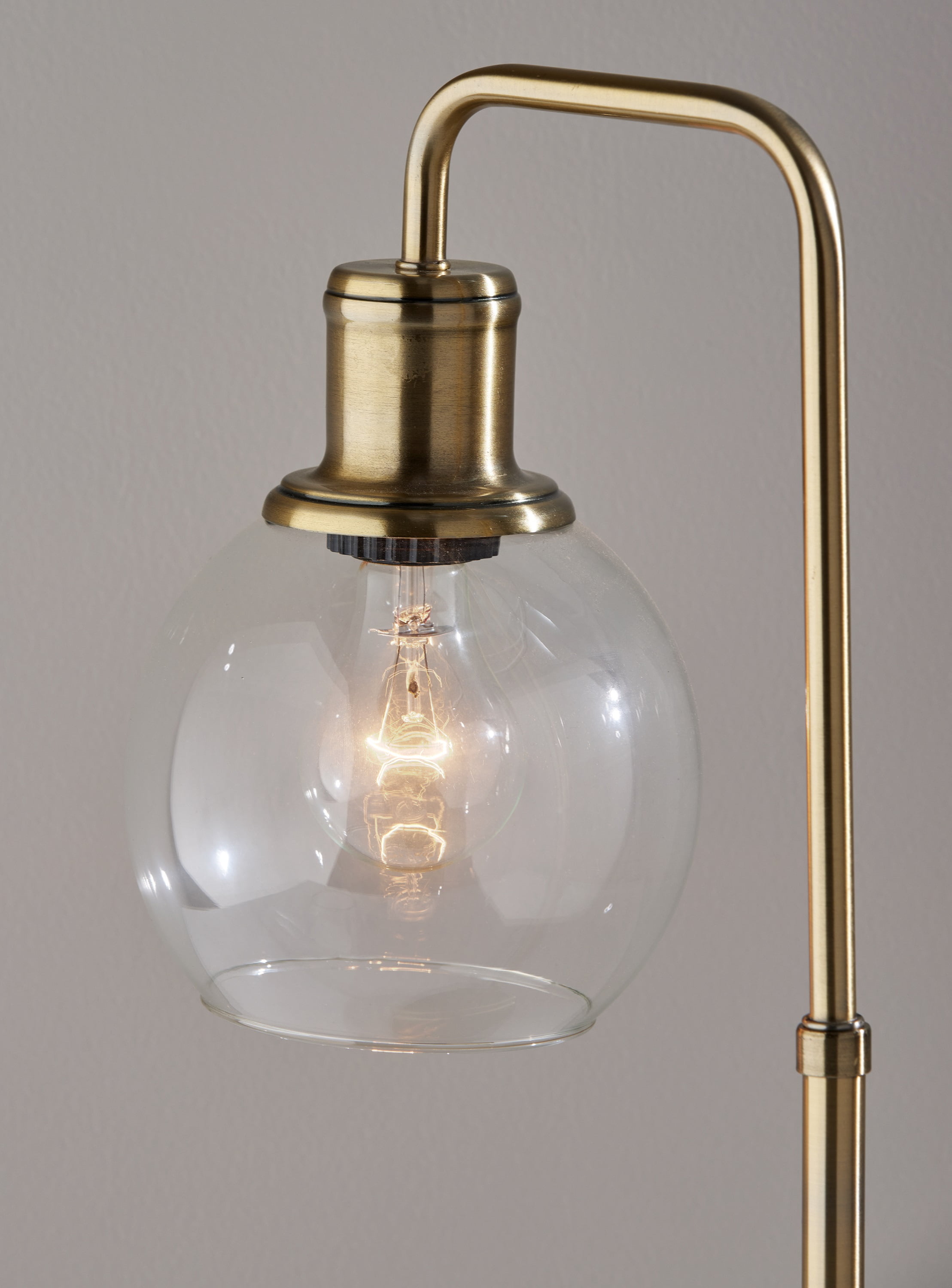 Better Homes & Gardens Metal Desk Lamp with USB Port and Glass Shade (Gold, 20.5 in) aojj5