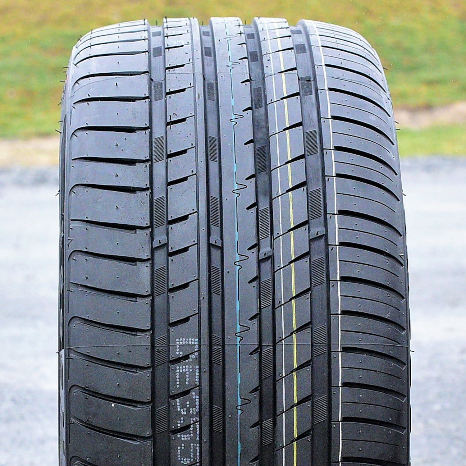 Cosmo MuchoMacho High Performance All-Season Tires (255/35R18, 94Y XL, Set of 2) dl8cg