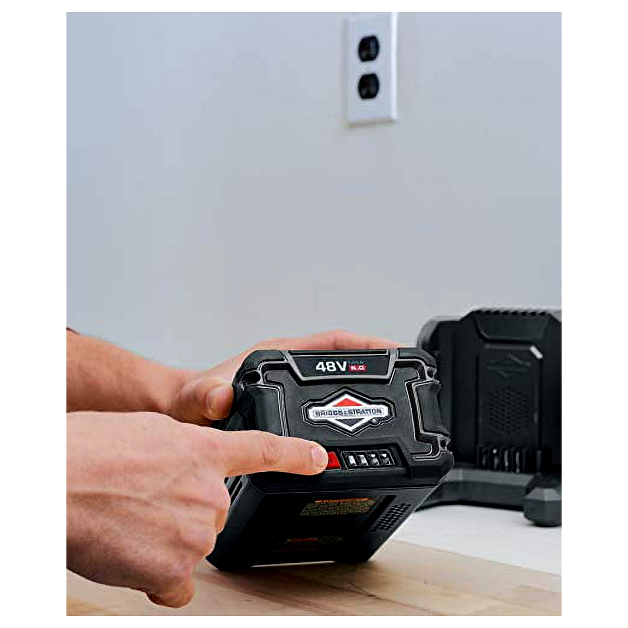 Briggs & Stratton 48V Lithium-Ion Replacement Battery (5.0 Ah) xmon1
