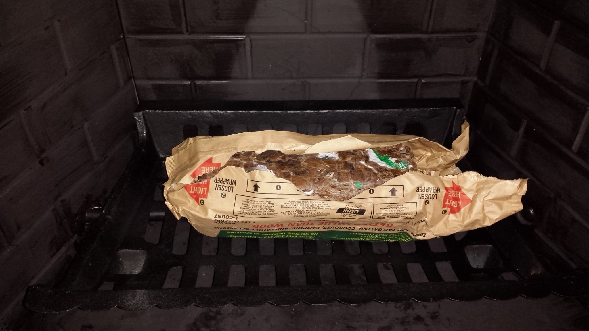 Enviro-Log Indoor and Outdoor Fire Logs, Clean-Burning Recycled Material (6 Count, 4.3 lb Each) gt8pj