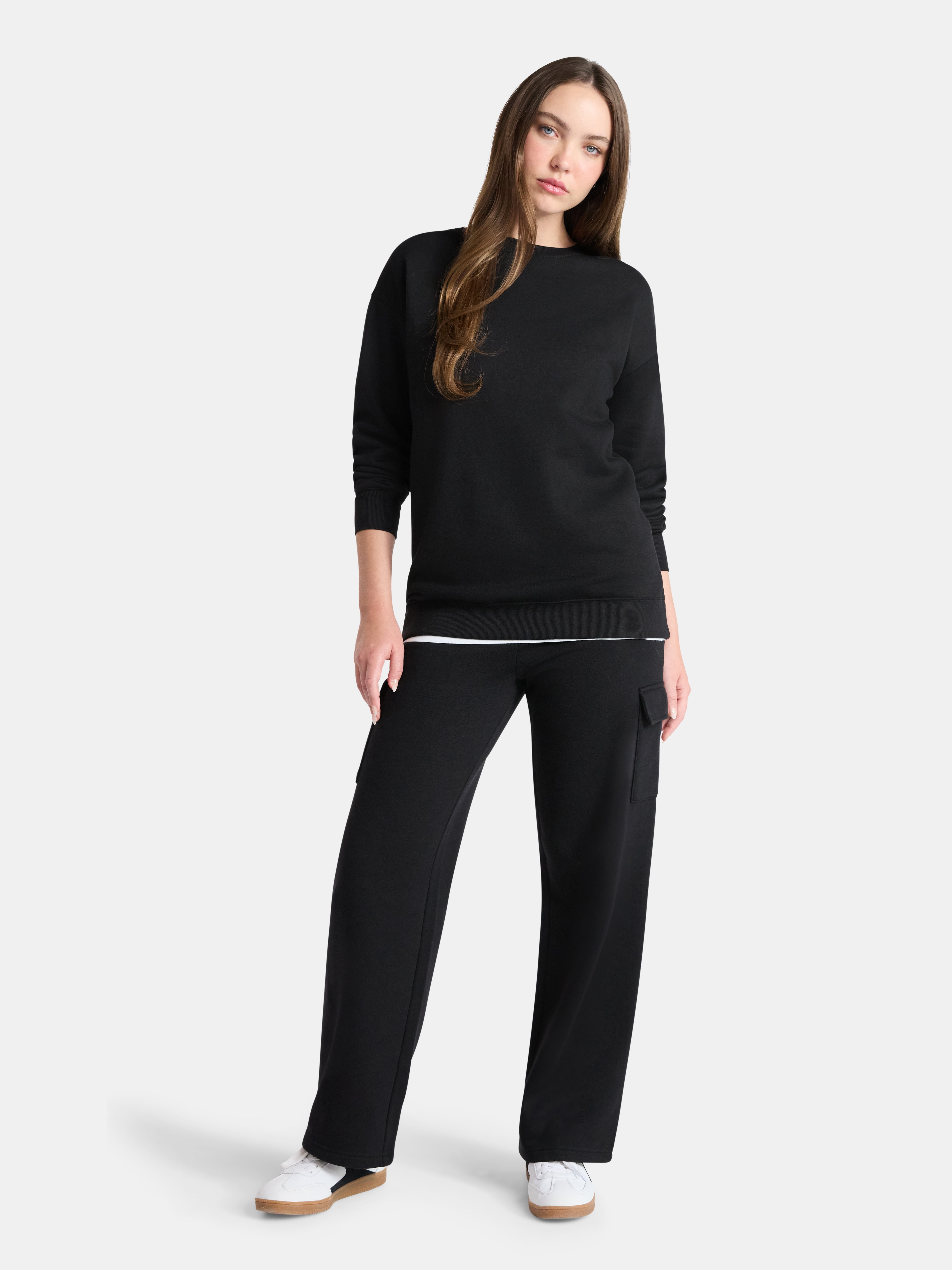No Boundaries Women's Fleece Oversized Crewneck Sweatshirt (Black, S) kv7rt