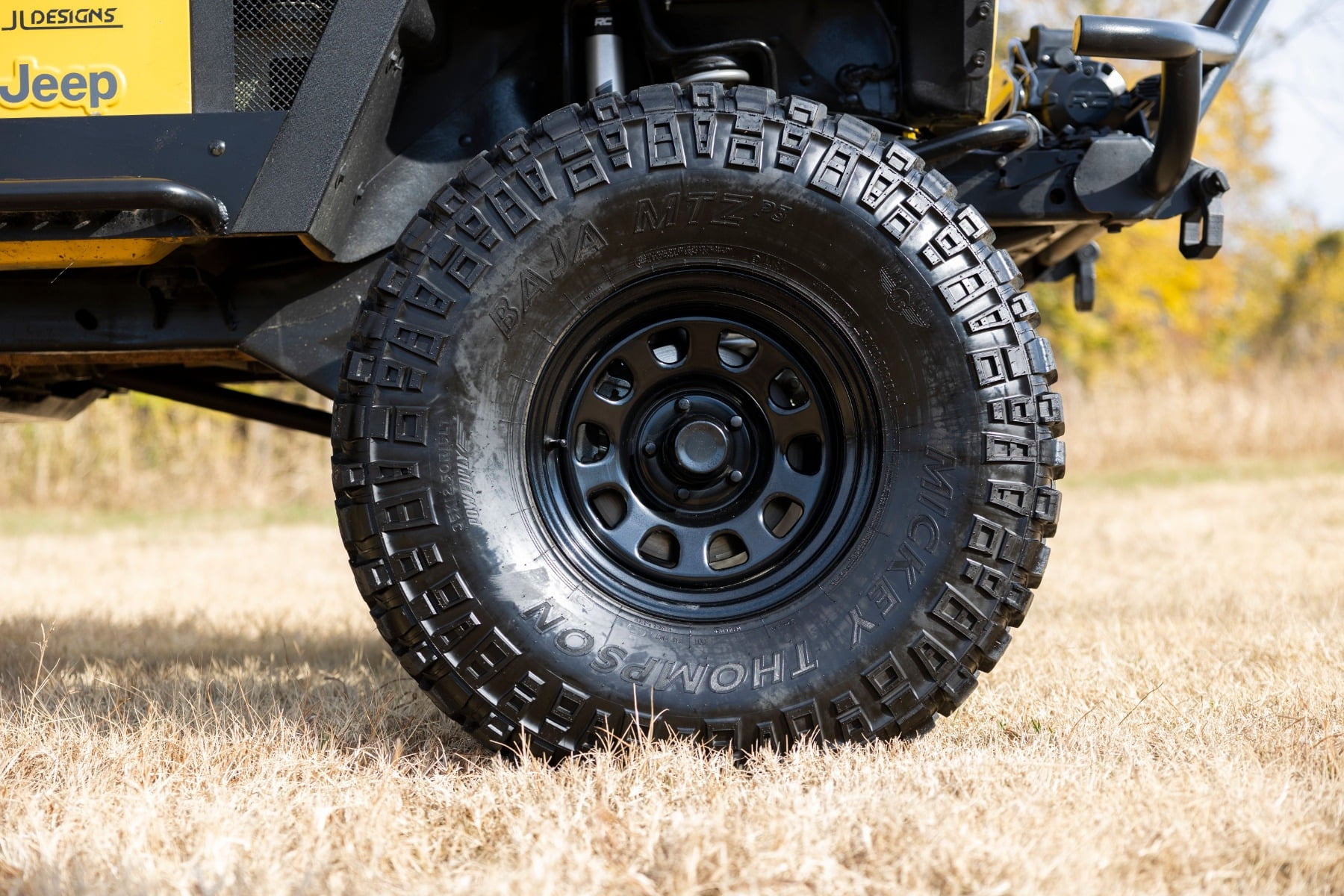 Rough Country Steel Wheel 15x8 in 5x4.5 Bolt Pattern -19mm Offset (Black) iq4g9