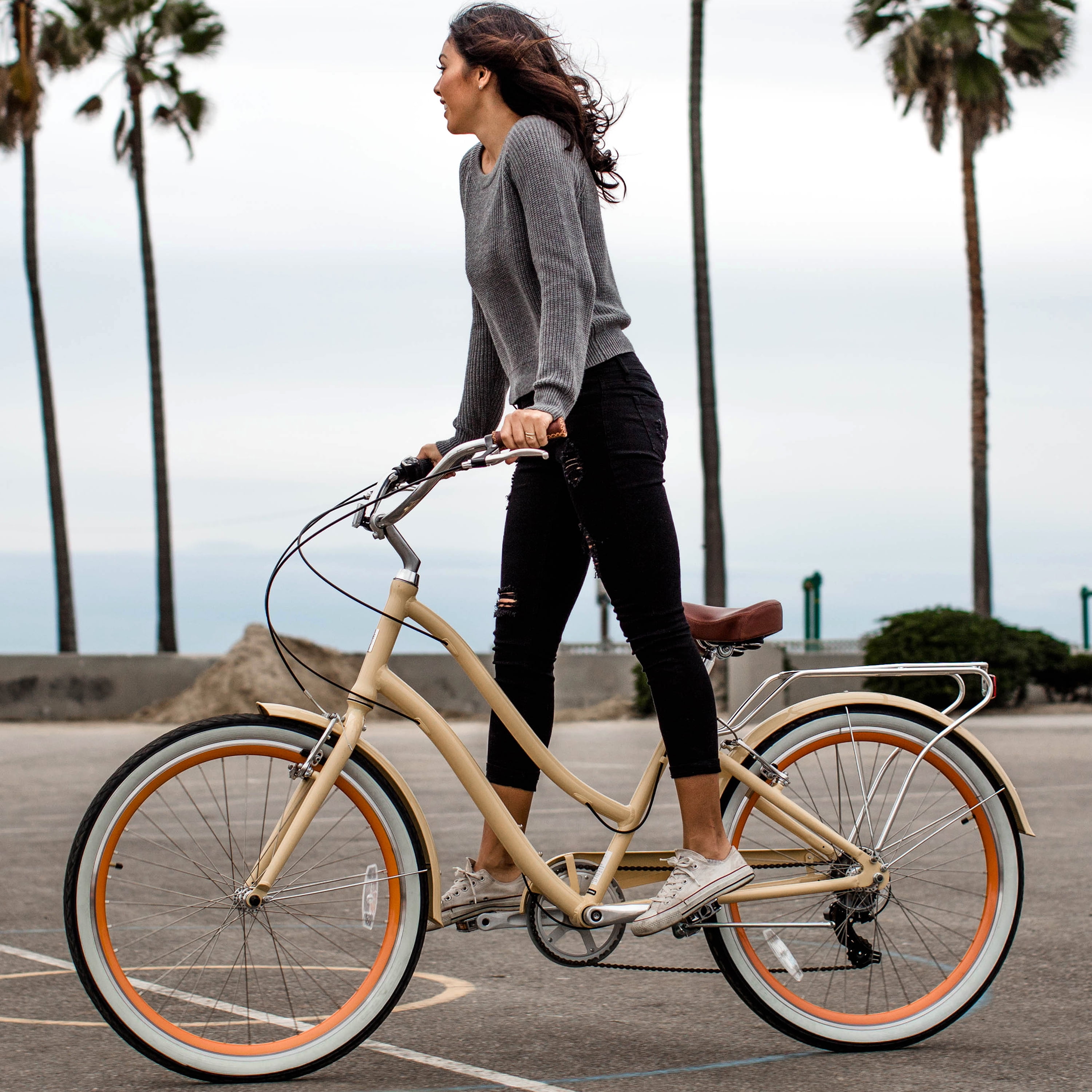 sixthreezero Every Journey Women's 7-Speed Hybrid Cruiser Bicycle (Cream, 17.5 in Frame, 26 in Wheels) l50xc