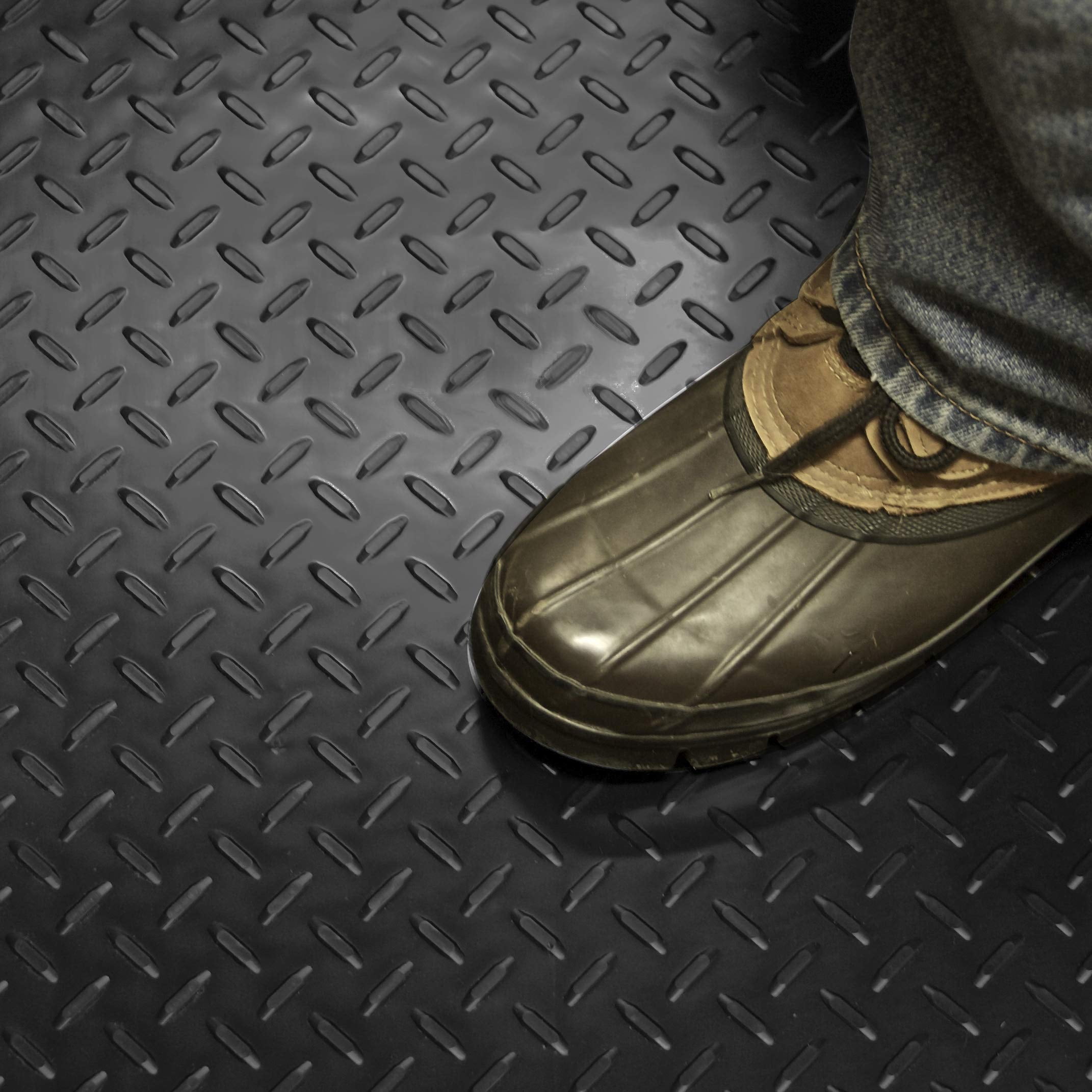 Resilia Heavy-Duty Plastic Floor Runner Protector, Embossed Diamond Plate Pattern (Black, 27 in x 72 in) k8pal