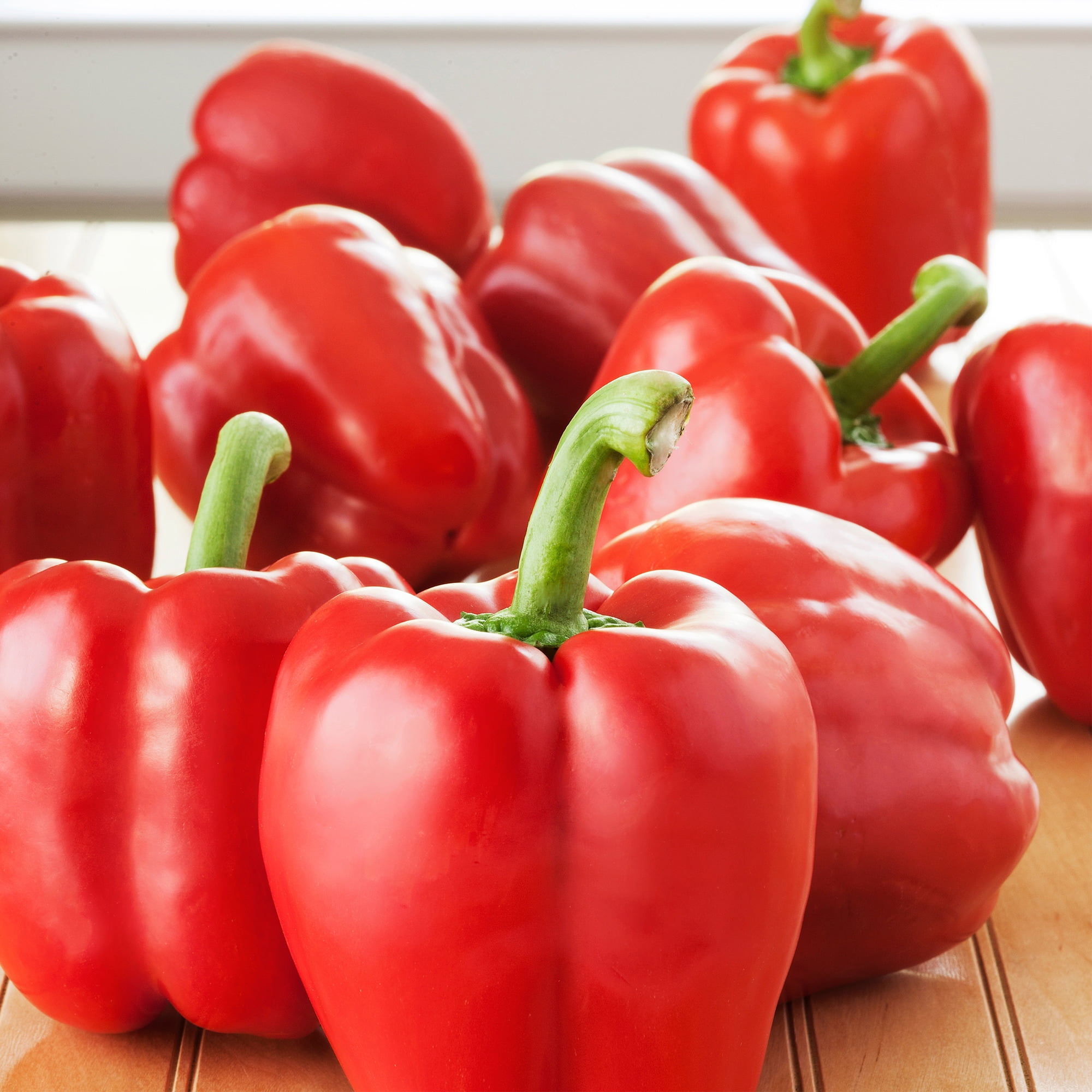 Bonnie Plants Red Bell Pepper Vegetable Plant (Red, 19.3 oz, 2-Pack) 6bdsu