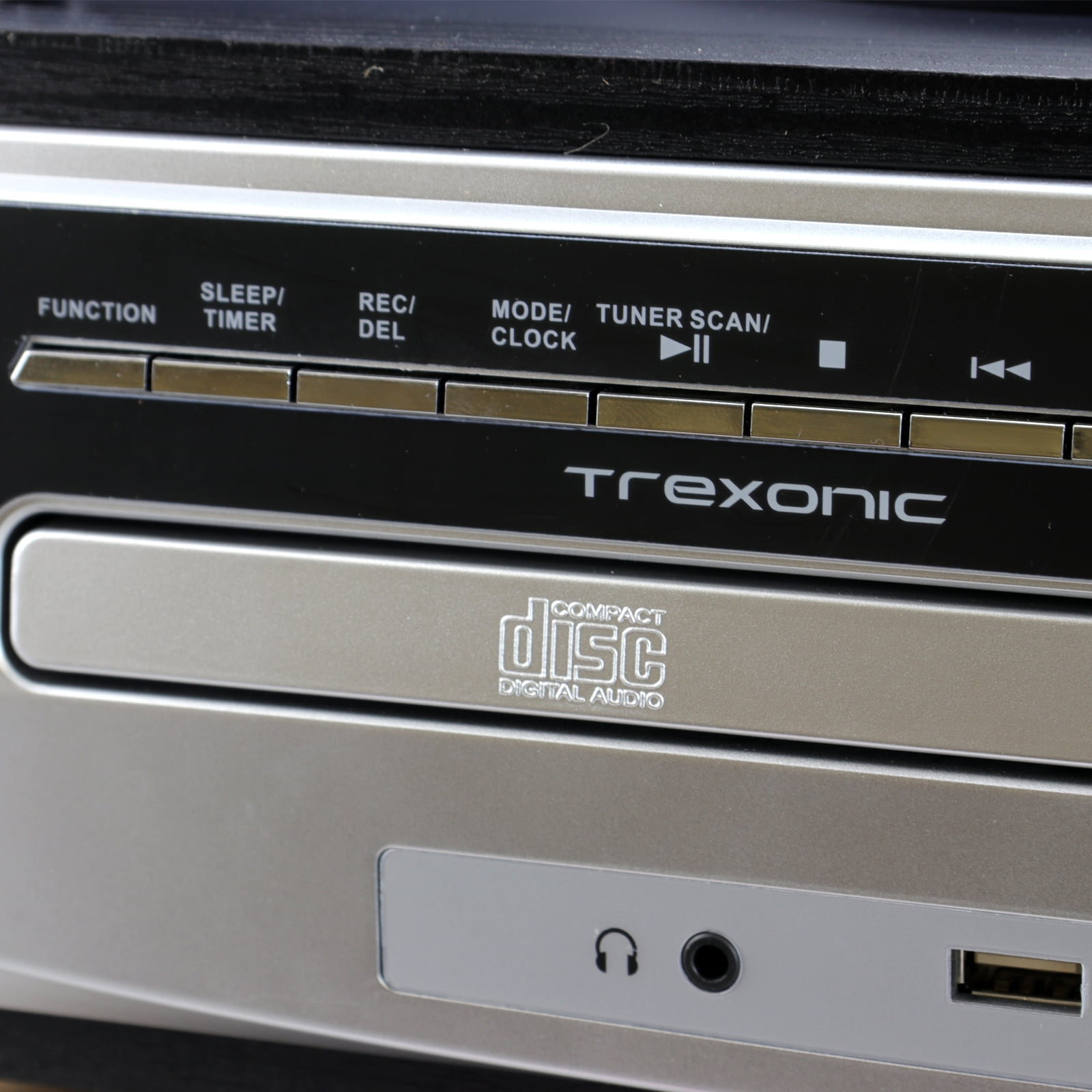 Trexonic 3-Speed Turntable with CD Player, FM Radio, Bluetooth, and Wired Shelf Speakers (Black, 1 Unit) dyqdq