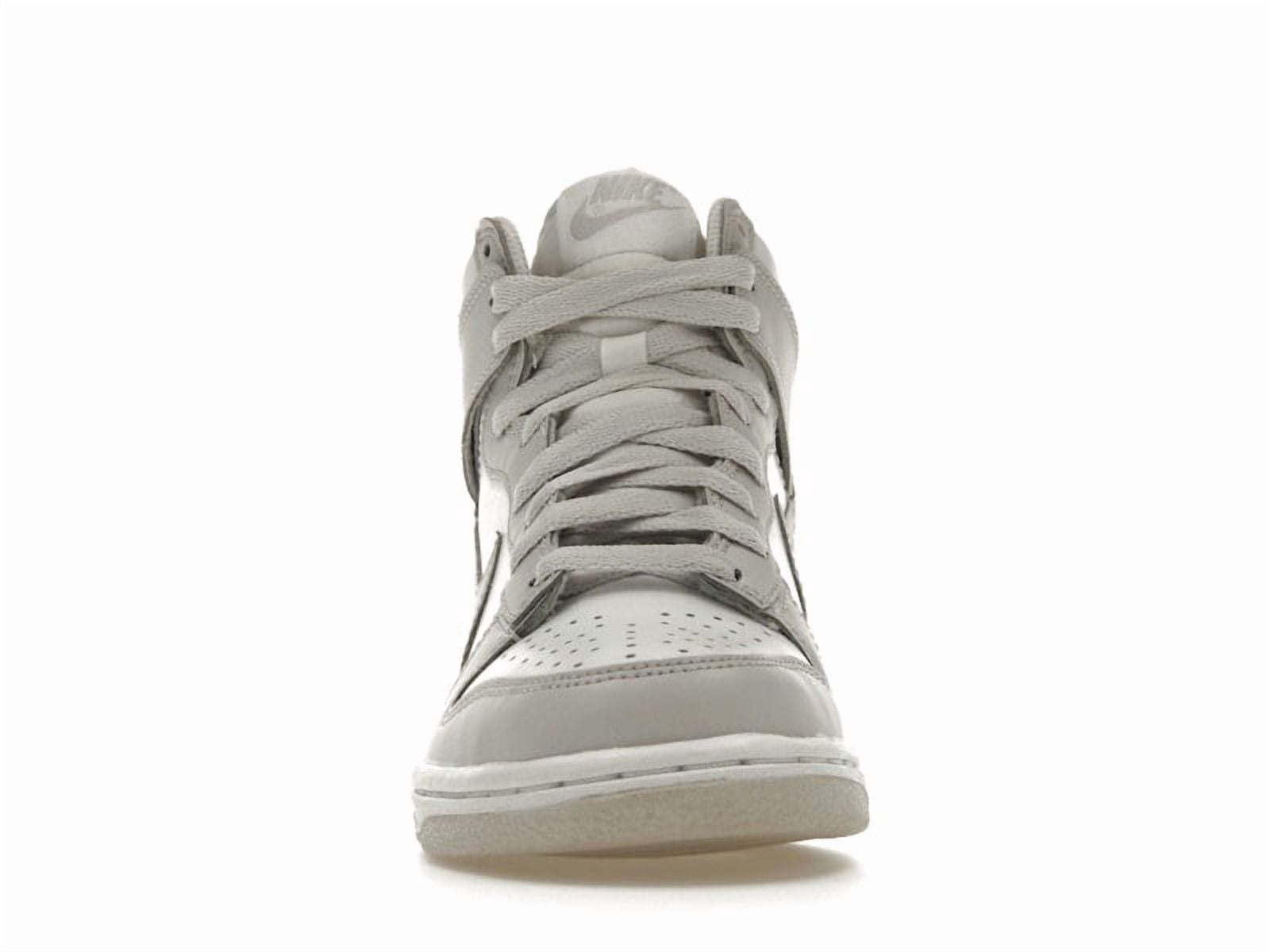 Nike Dunk High Kids Basketball Shoes (Vast Grey, 4Y) yfblx