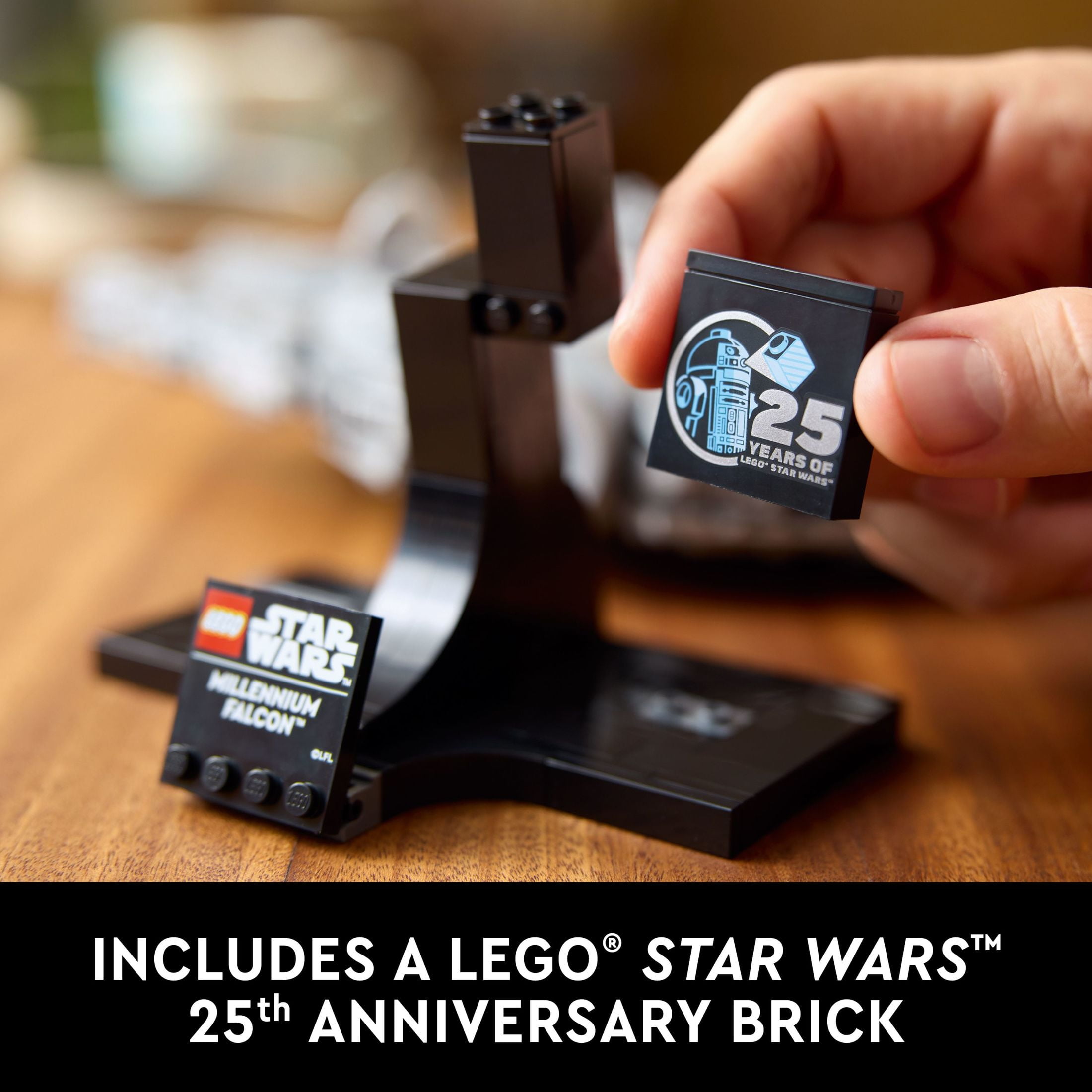 LEGO Star Wars Millennium Falcon 25th Anniversary Buildable Starship Model (921 Pieces) 5sn57