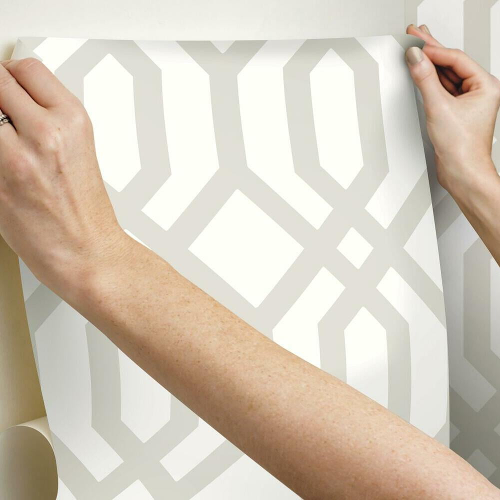 RoomMates Gazebo Lattice Peel and Stick Wallpaper (Blue, 20.5 in x 16.5 ft) 9reau