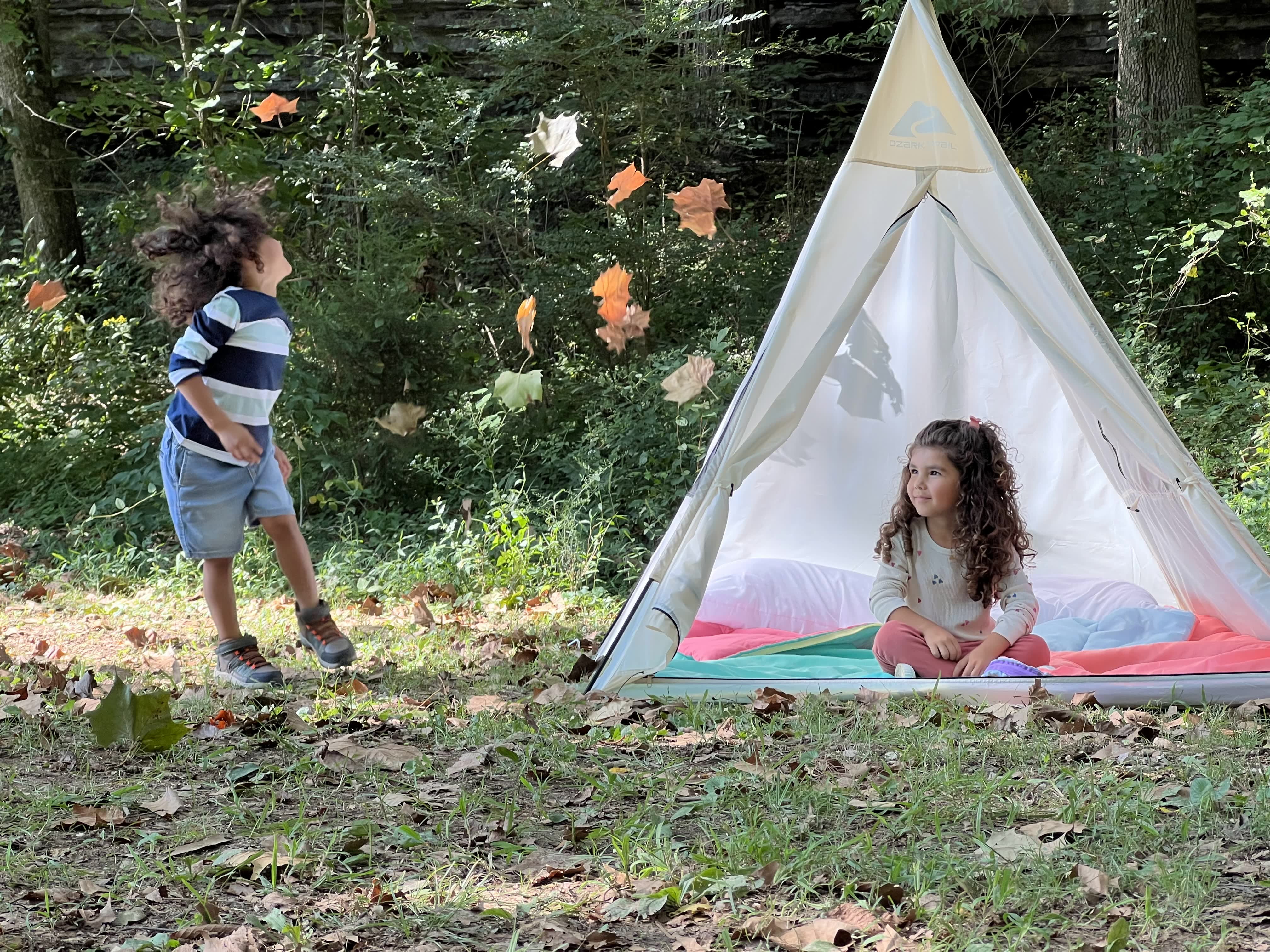 Ozark Trail Kids Teepee Play Tent, Indoor and Outdoor Playhouse (White, 5 ft x 5 ft x 60 in) mzy47