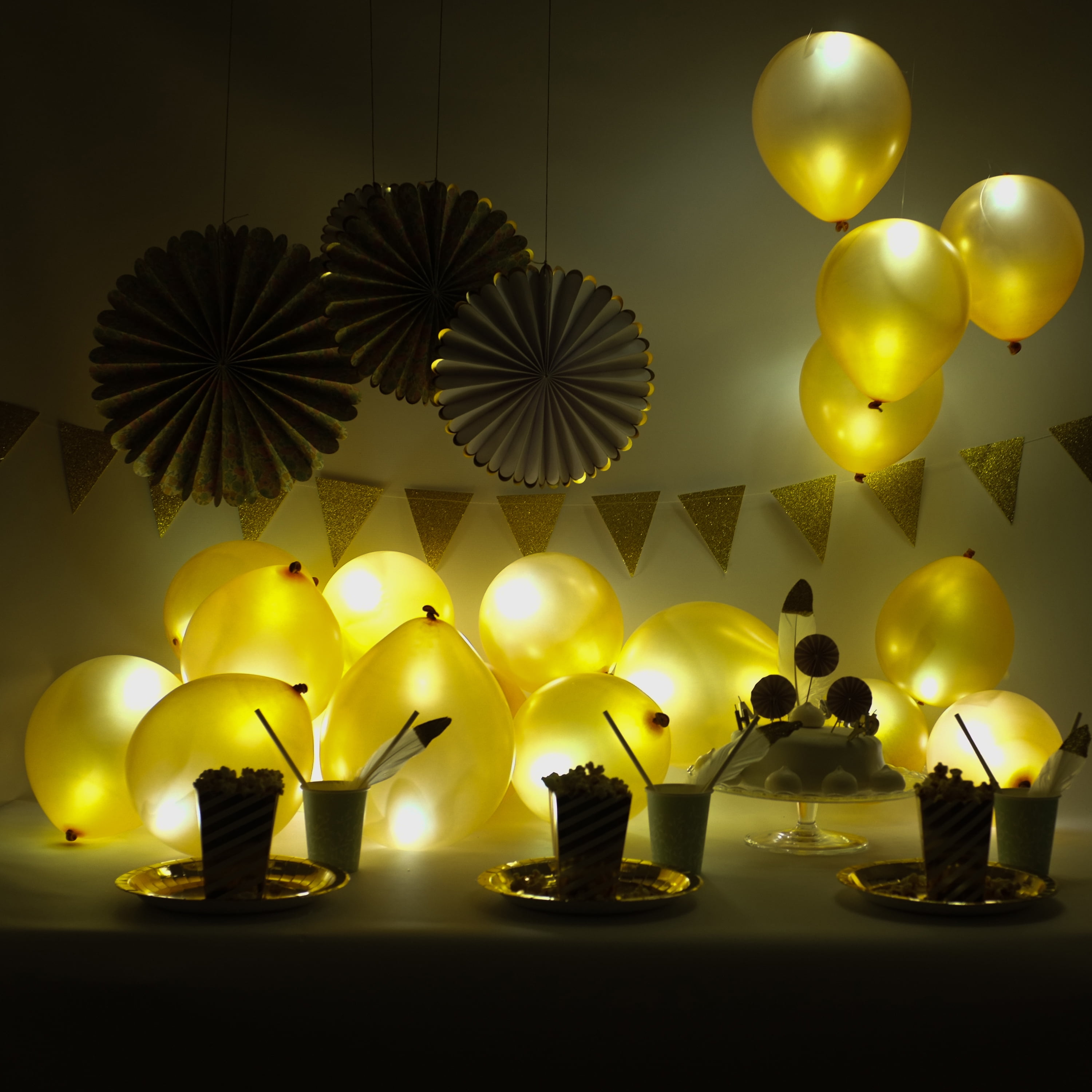 illooms LED Light-Up Latex Party Balloons (Metallic Gold, 15 Pack) 0azpw