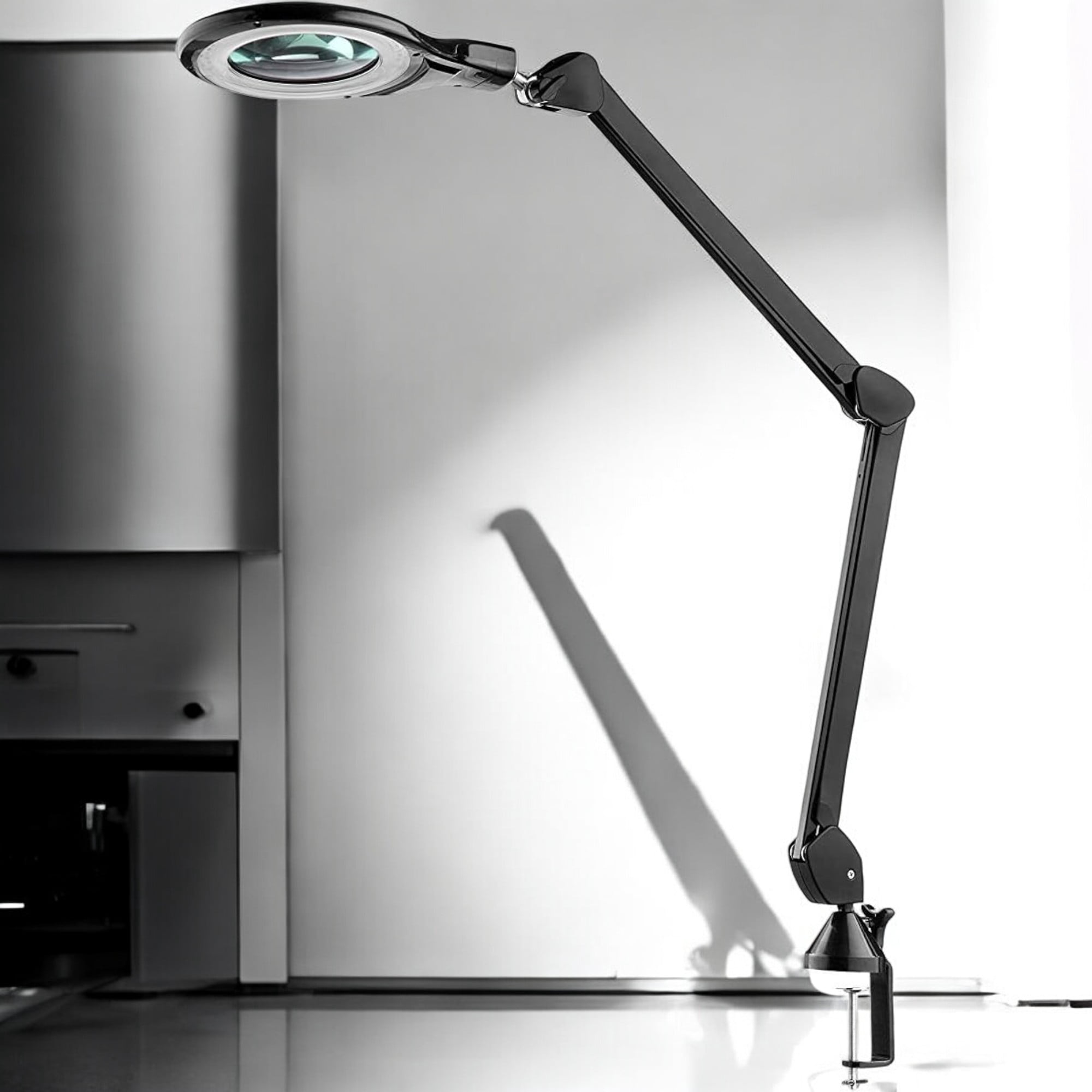 Tensor Natural Daylight LED Magnifying Clip Light (Matte Black, 20 in x 12.5 in x 3 in) icwmh