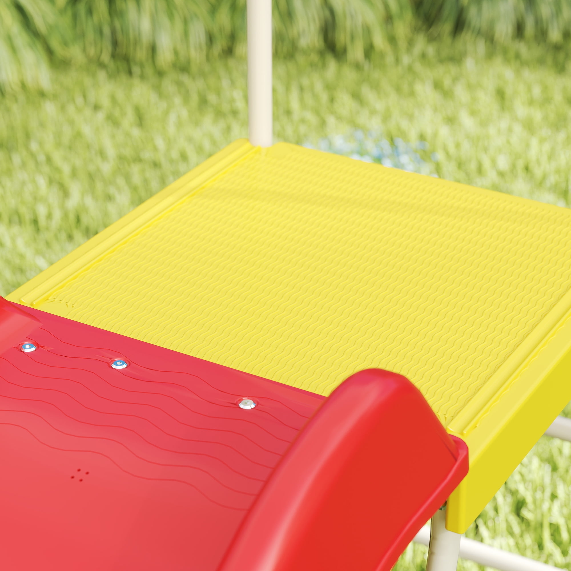Qaba 6ft Freestanding Metal Slide for Kids with Climbing Ladder (Red, 97.6 in L x 49.2 in W x 59.8 in H) 7qv0h