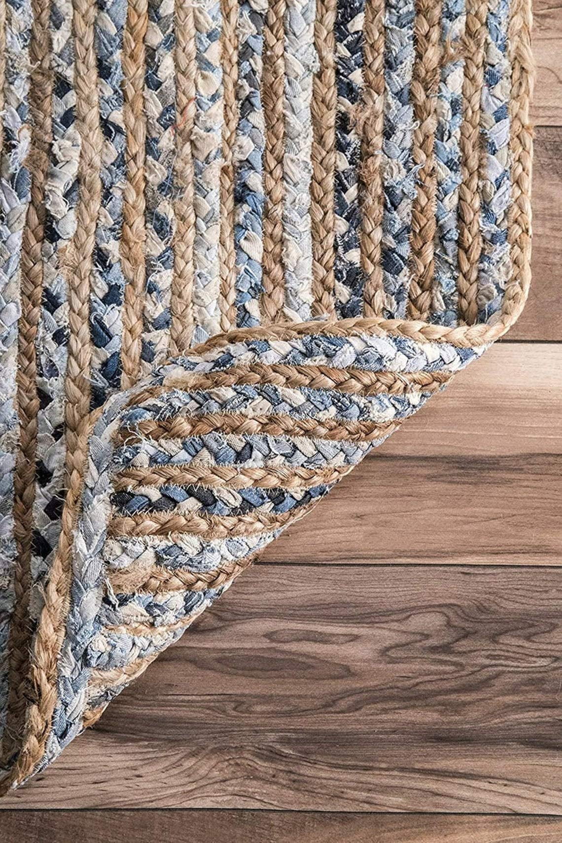 ColorFullHouse Handmade Braided Jute and Denim Cotton Area Rug (Blue, 2.3 ft x 4 ft Oval) 75lzb