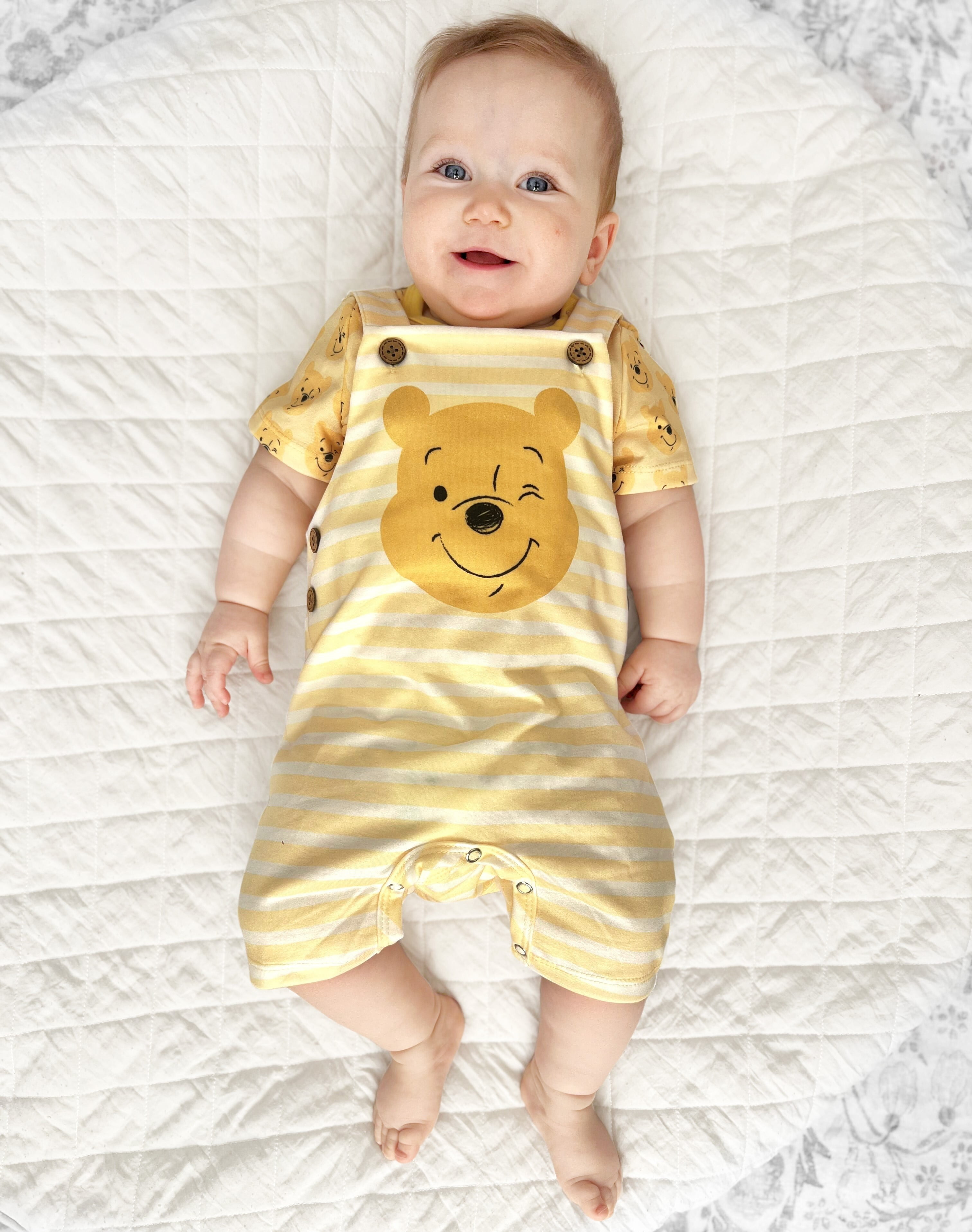 Disney Winnie the Pooh Baby 2-Piece Graphic Tee and Striped Overall Set (Yellow, 0-3 Months) fc9vu