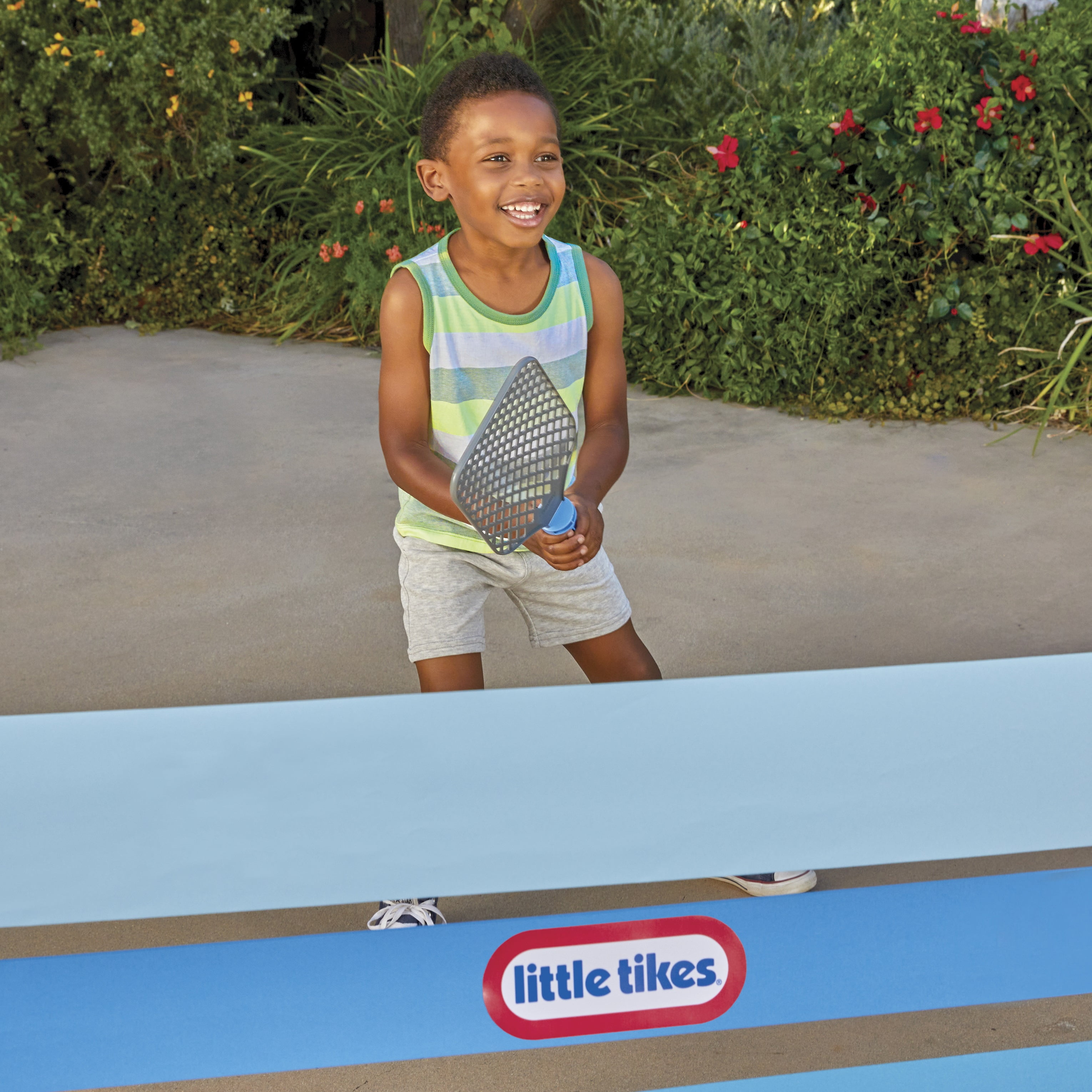 Little Tikes TotSports Pickleball Set, Adjustable Height Net with Paddles and Balls (Blue, 10 ft) evn64